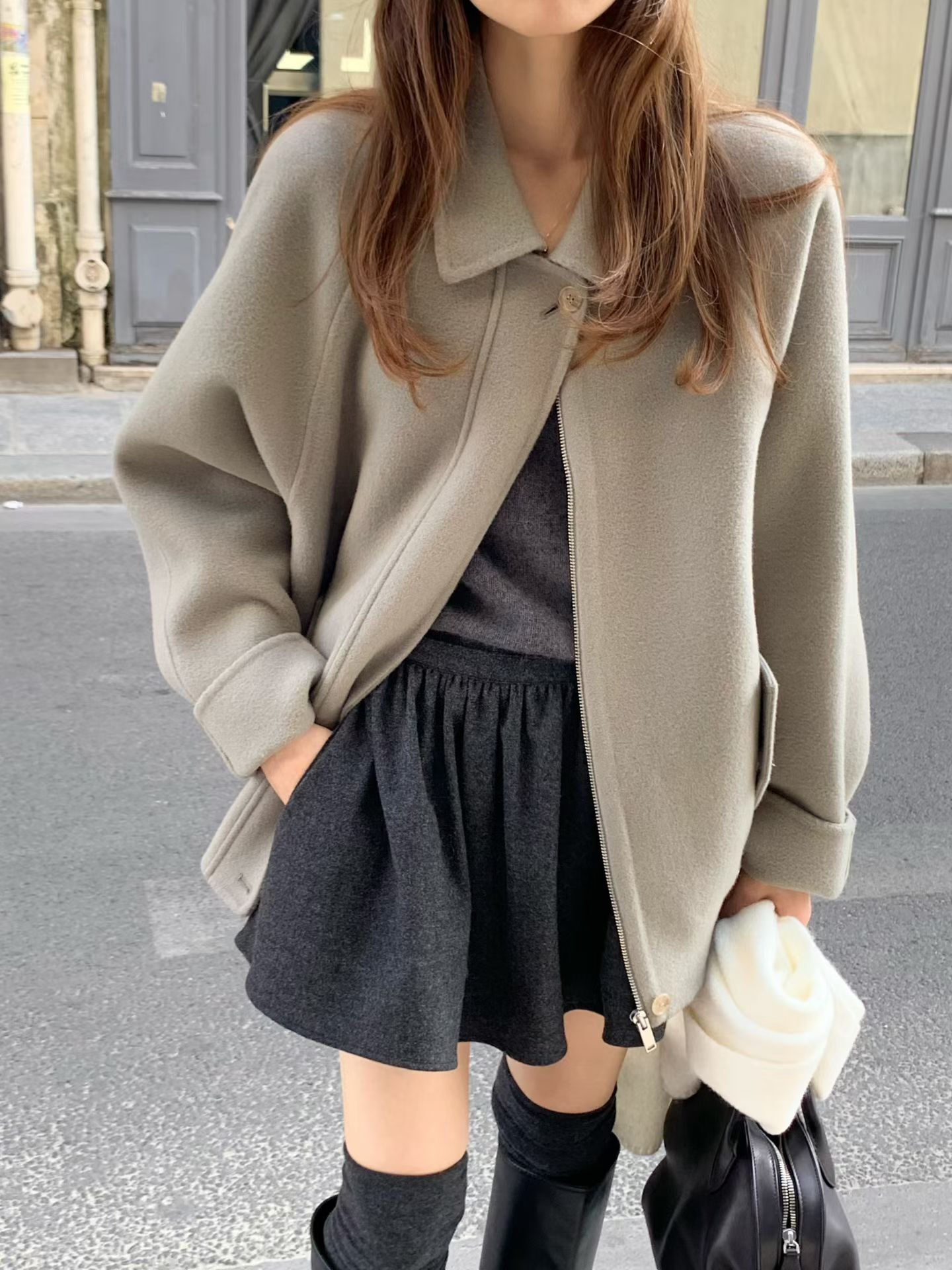 OU2604 Handmade sandy blouson coat