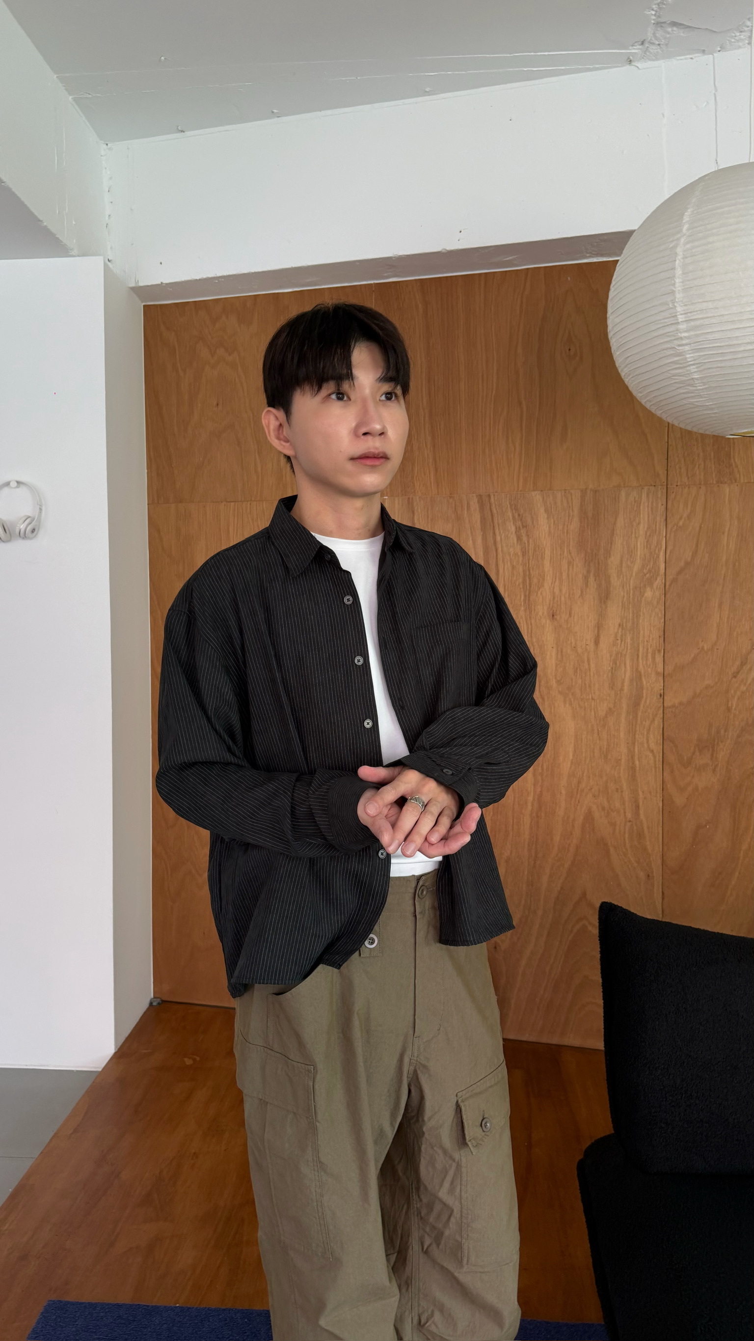 光澤絨面短版直紋衫