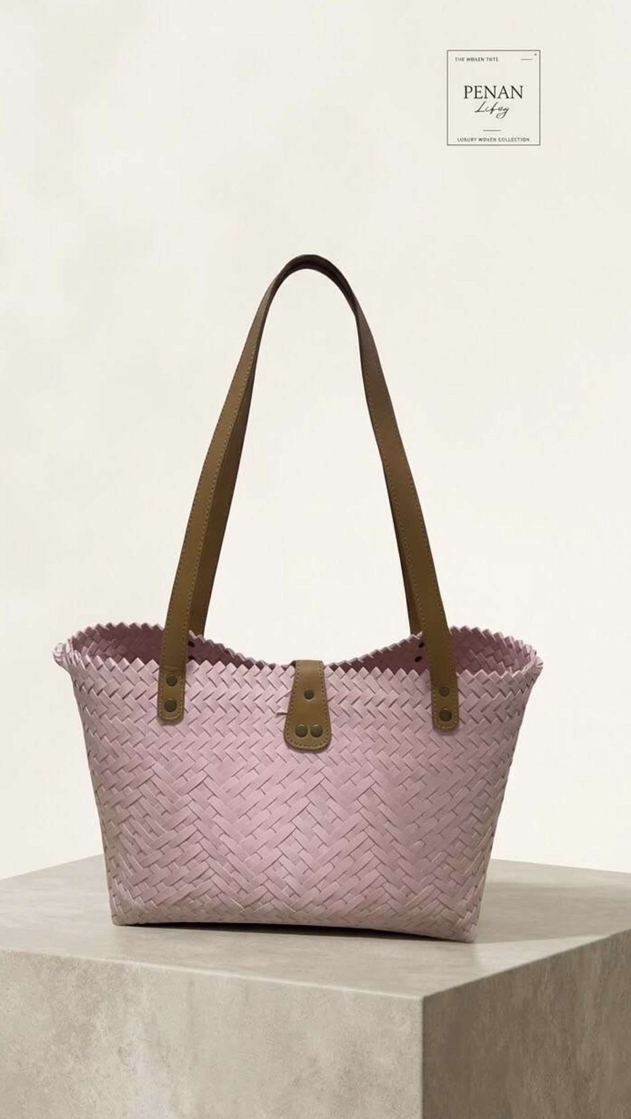 Penan Leather handle