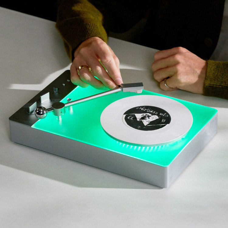 TRETTITRE 3-in-1 復古壁掛無線音響組合 - Global Sources Best of Innovation Awards