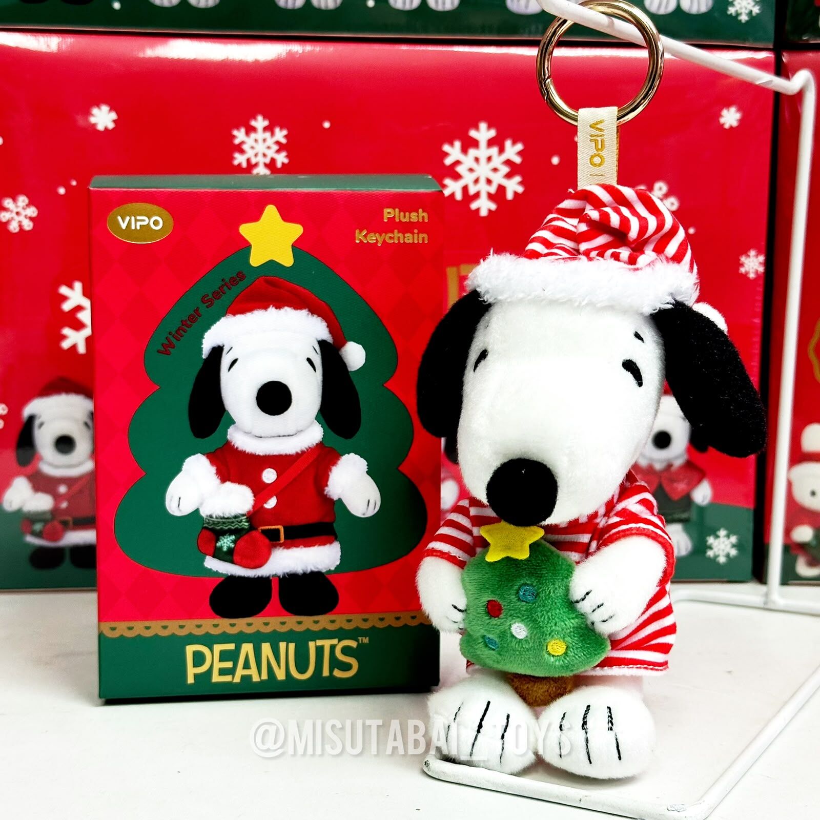 Peanuts Winter Plush Keychain Blind Box (VIPO)