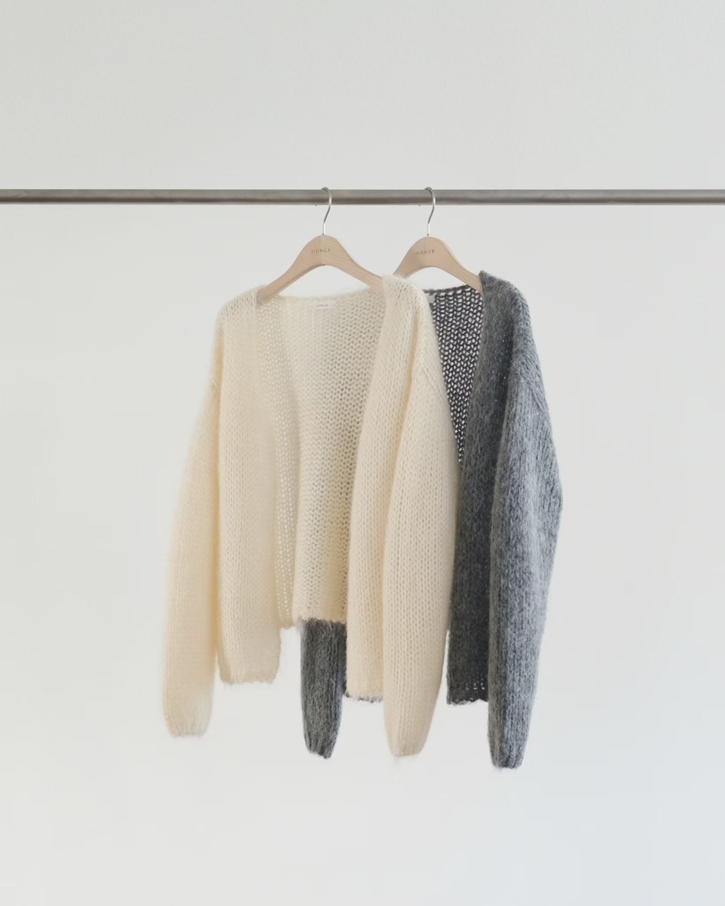 OU2608 Grain mohair cardigan