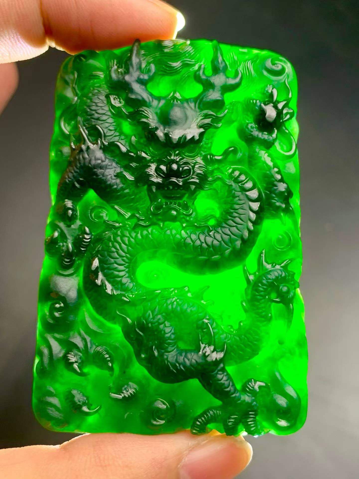 1045952 翡翠墨翠龍行天下