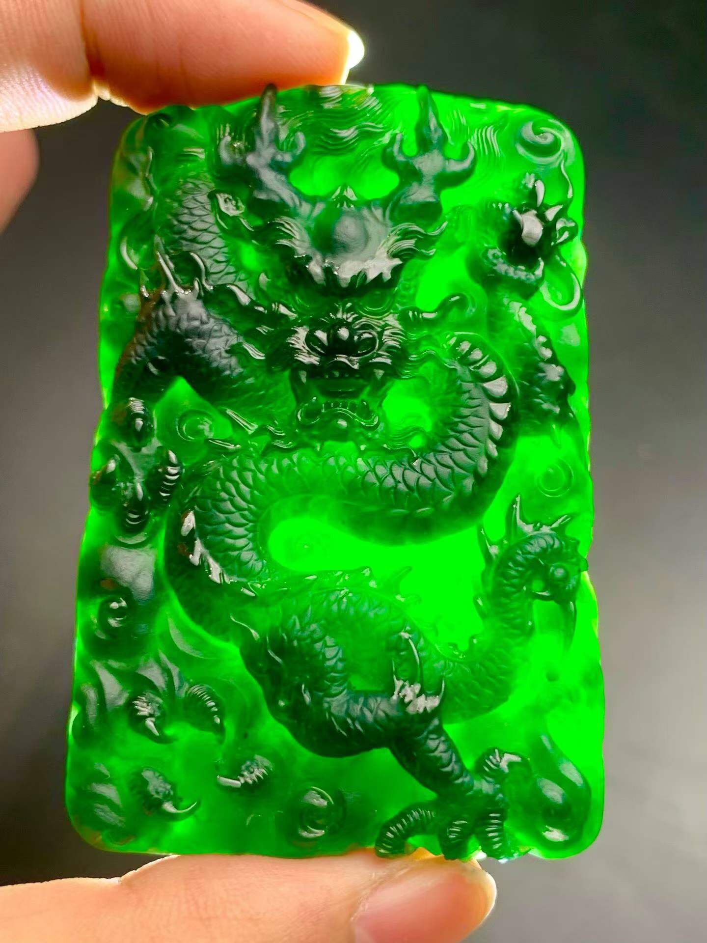 1045952 翡翠墨翠龍行天下