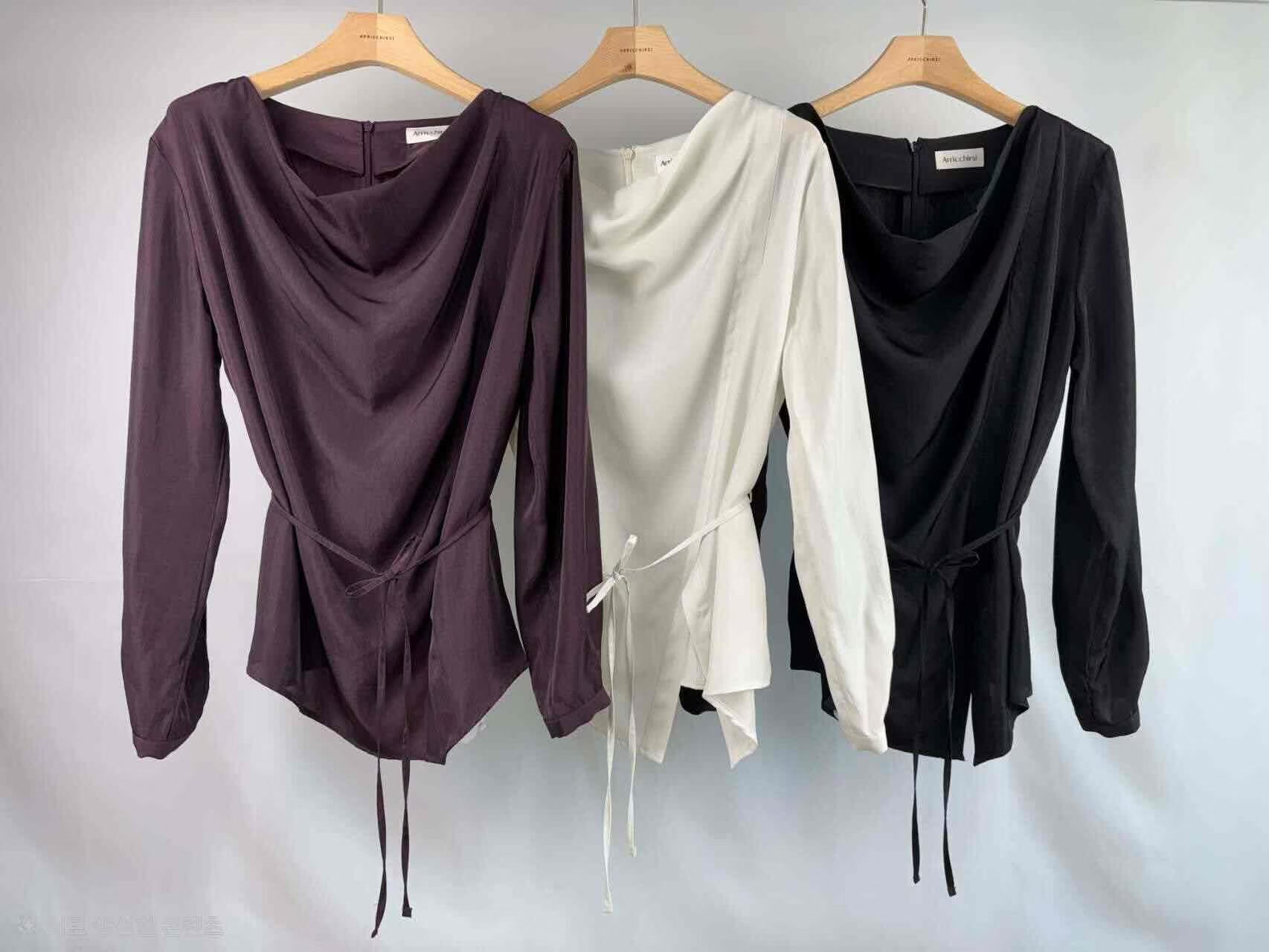 WW26101 Cowl Neck BL