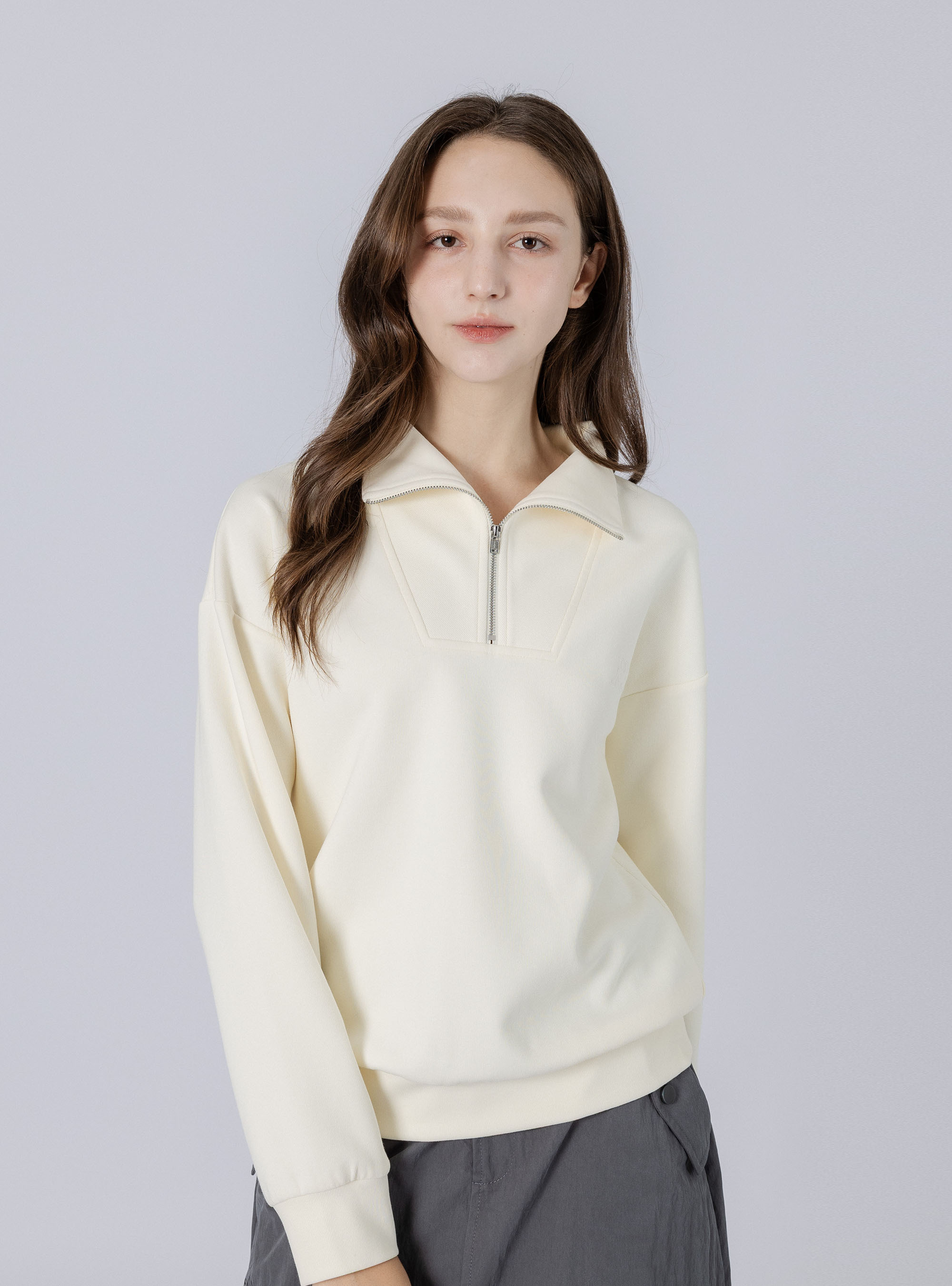 女款  復古拉鍊翻領長袖上衣