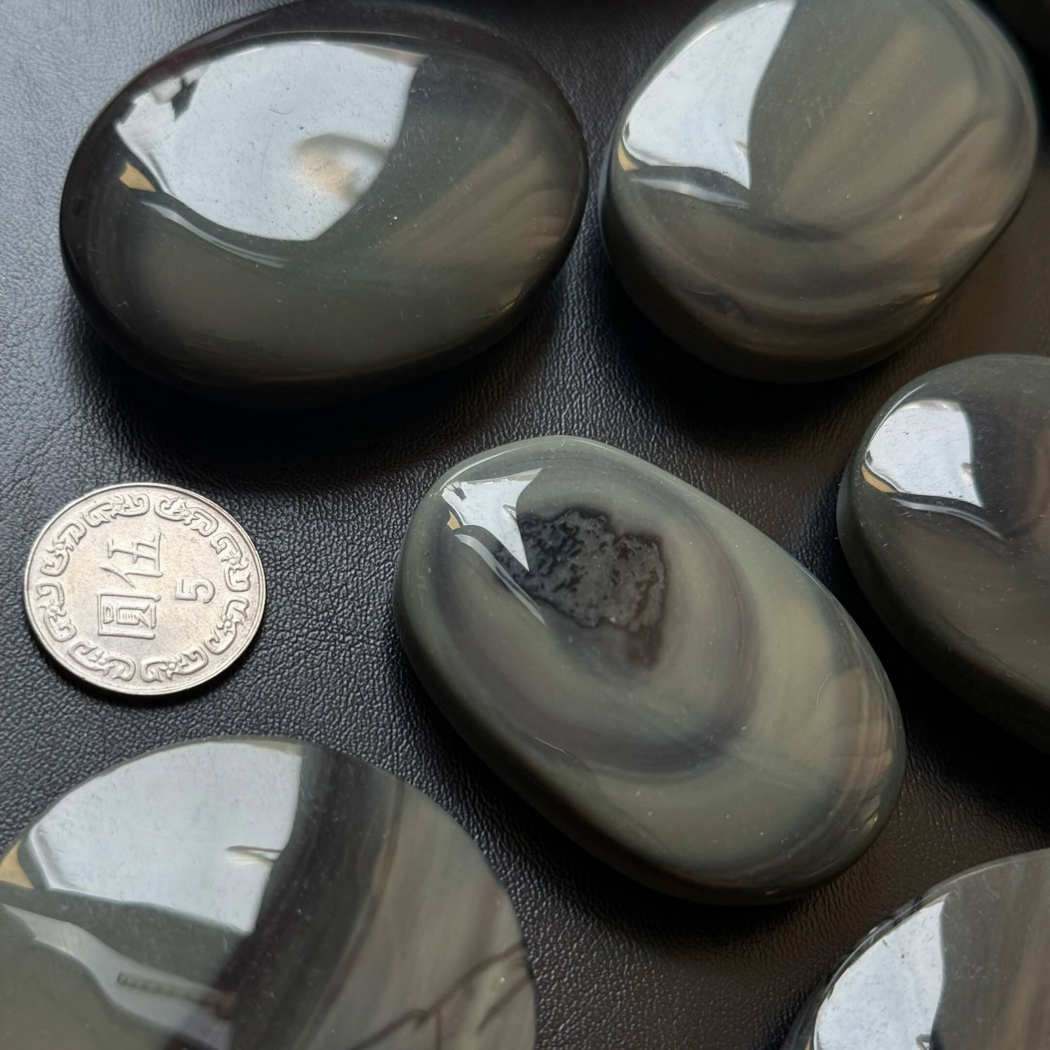 [原石] 鉑金黑曜石 Platinum Obsidian