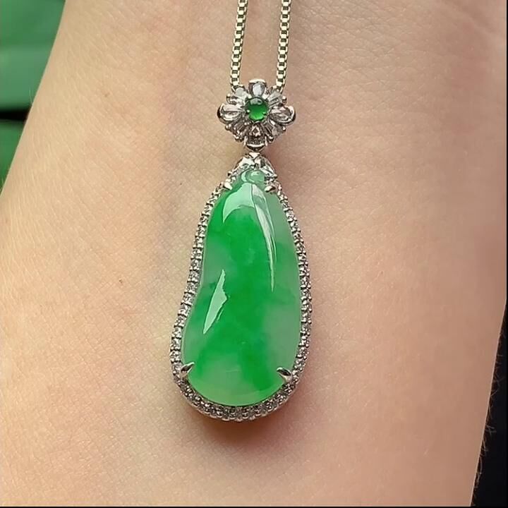 翡翠冰種飄綠福瓜吊墜,天然翡翠A玉, 緬甸玉, Jade, Jadeite