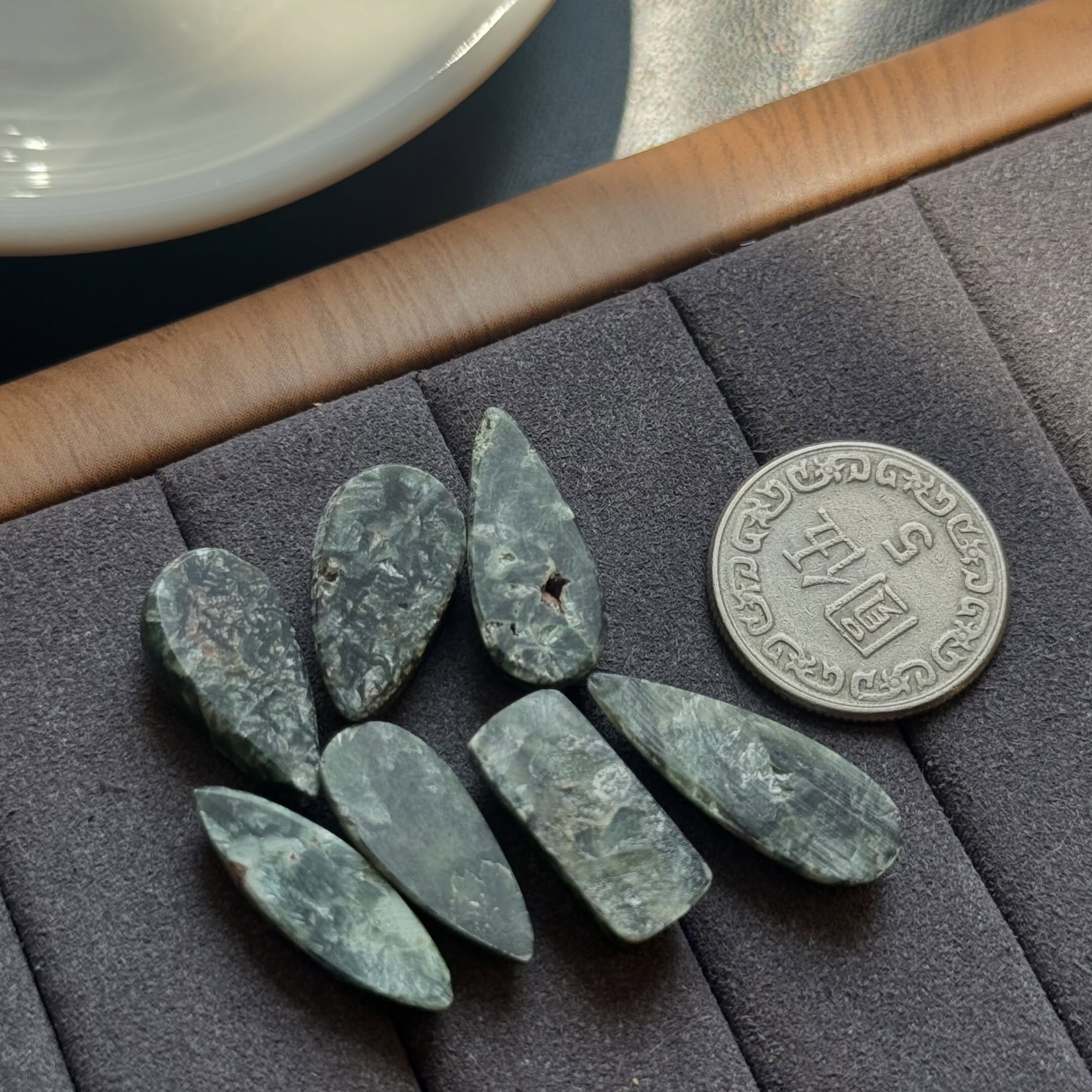 [原石] 綠龍晶 水晶蛋面