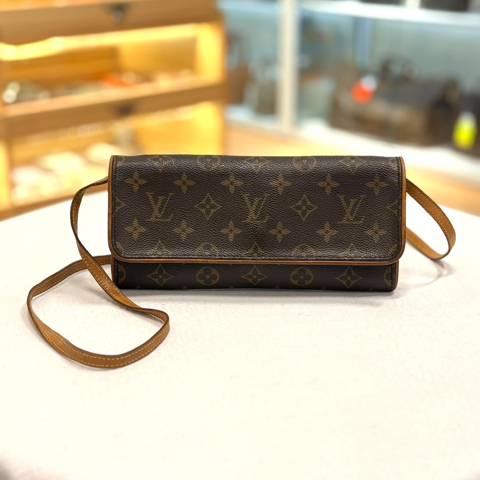85%NEW USED LV信封包, M51852 ,啡色帆布老花, Monogram Pochette Twin GM, #香榭站正品