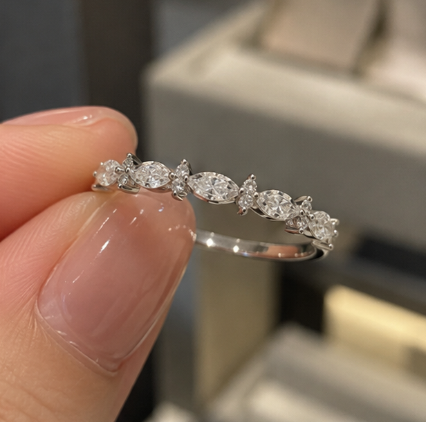 【直播】MD101418 馬眼形款｜培育鑽戒指｜馬眼鑽 0.06ct｜小圓鑽 0.04ct