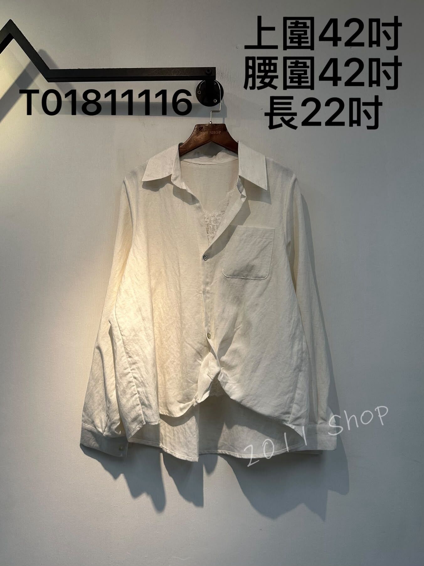 日系簡約純色小口袋恤衫  上圍42吋 腰圍42吋 長22吋  T01811116