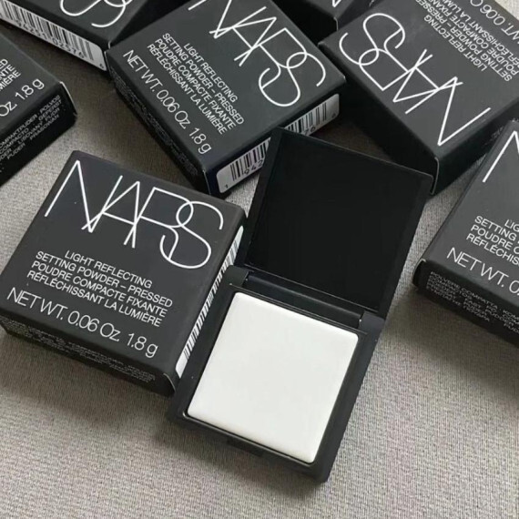 NARS Light Reflecting 原生光蜜粉餅 crystal 1.8g 現貨