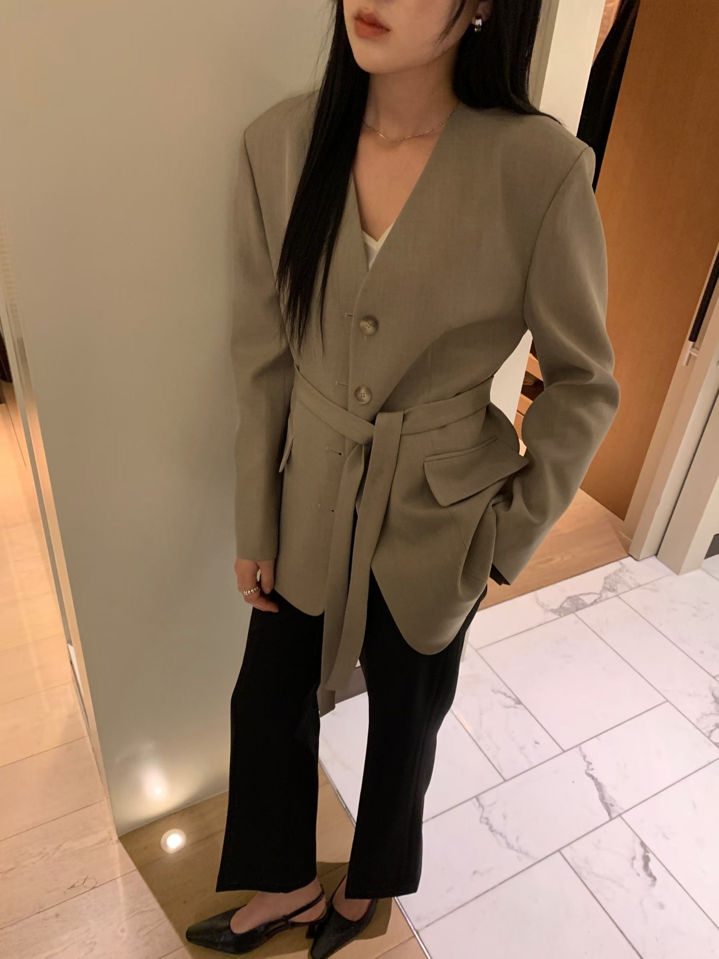 WW26110 Belted Blazer