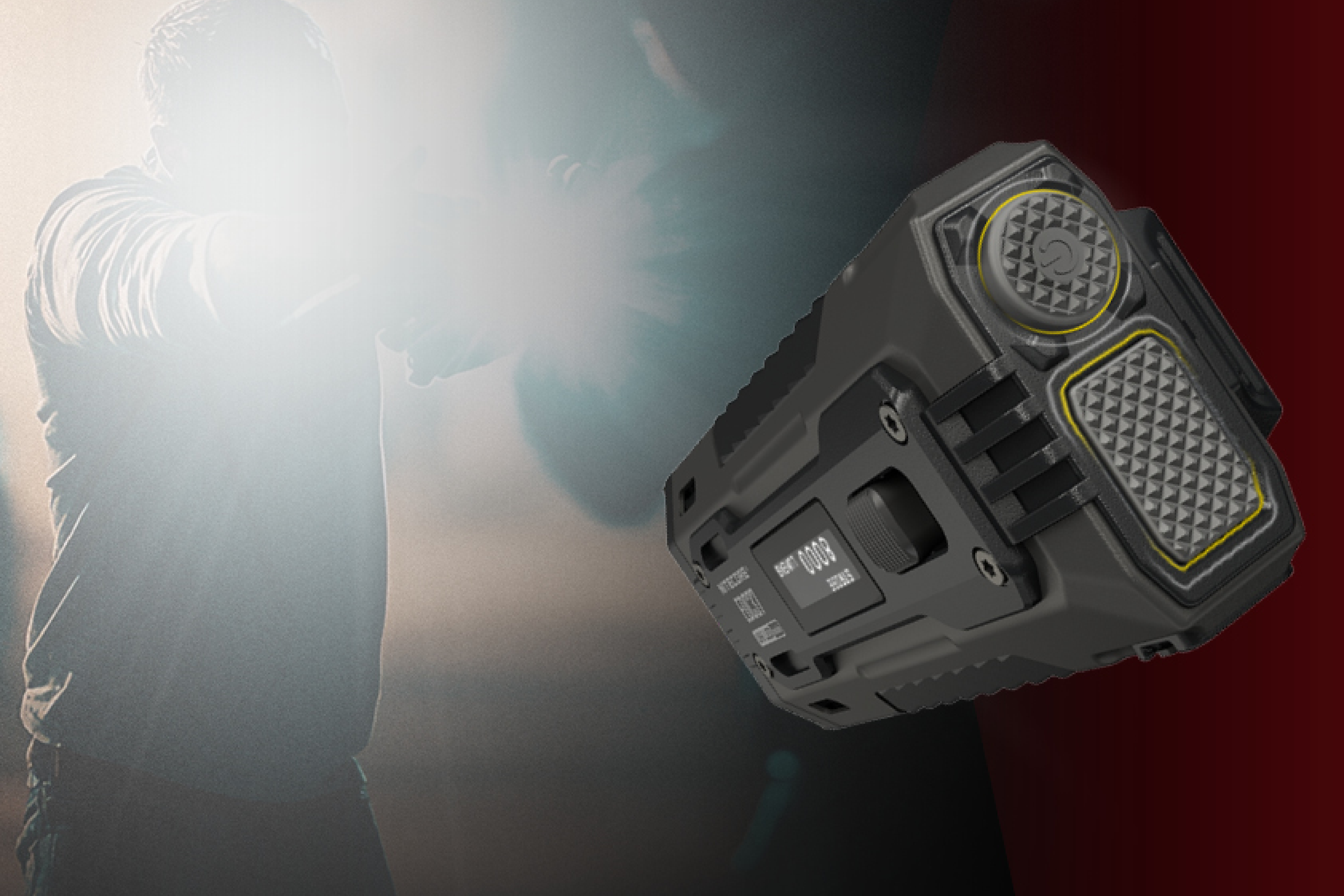 EDC37 Nitecore 流明光盾，成為防衛輔助的一環，能有效創造逃生空間。傲骨戰術裝備屋
