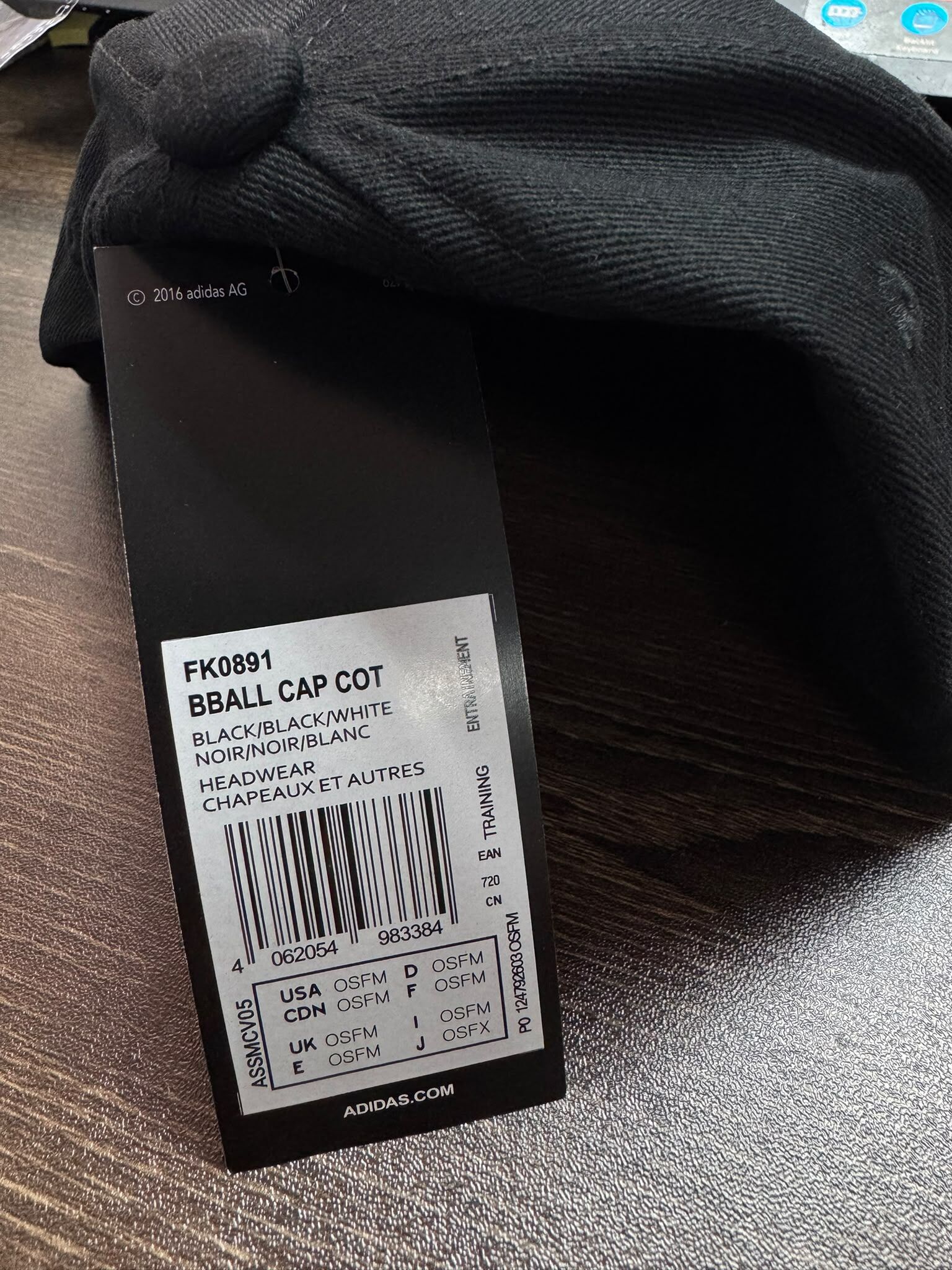 Adidas Classic Black Cap帽 現貨