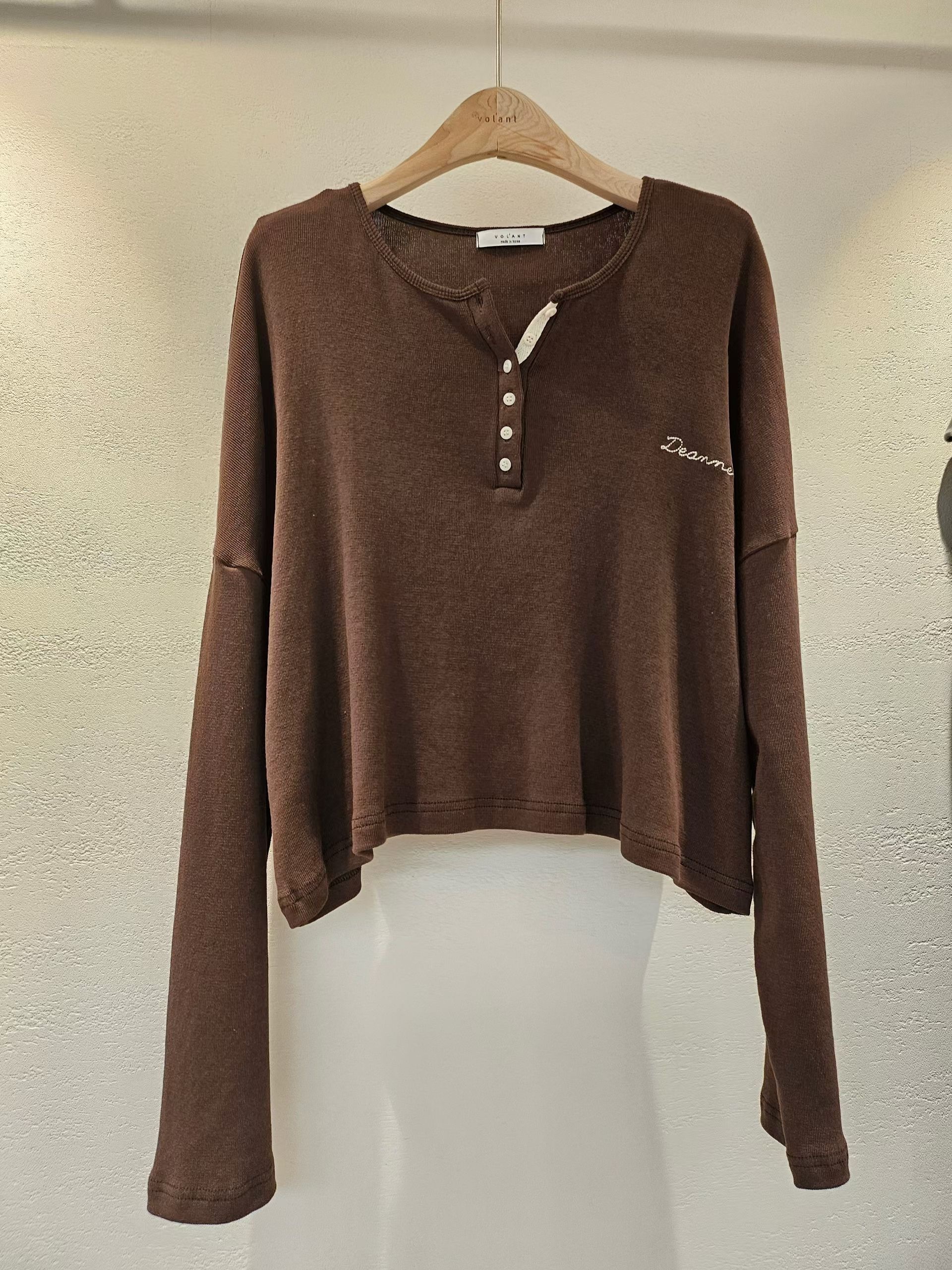 WW26120 Deanne Button Tee