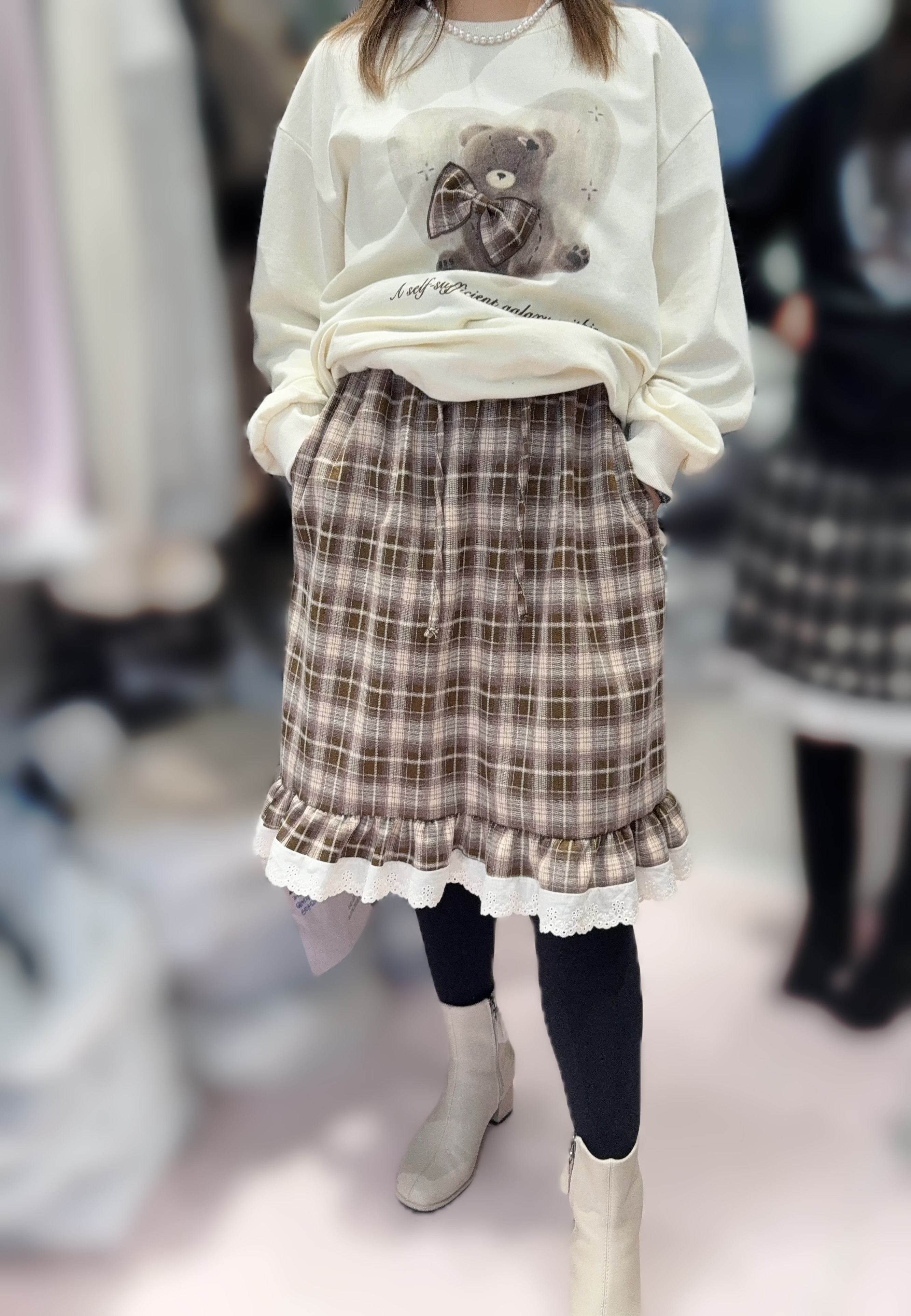 BE49   下身  羊毛20% 格仔長裙 腰24 - 39   HIP44     長24 $489