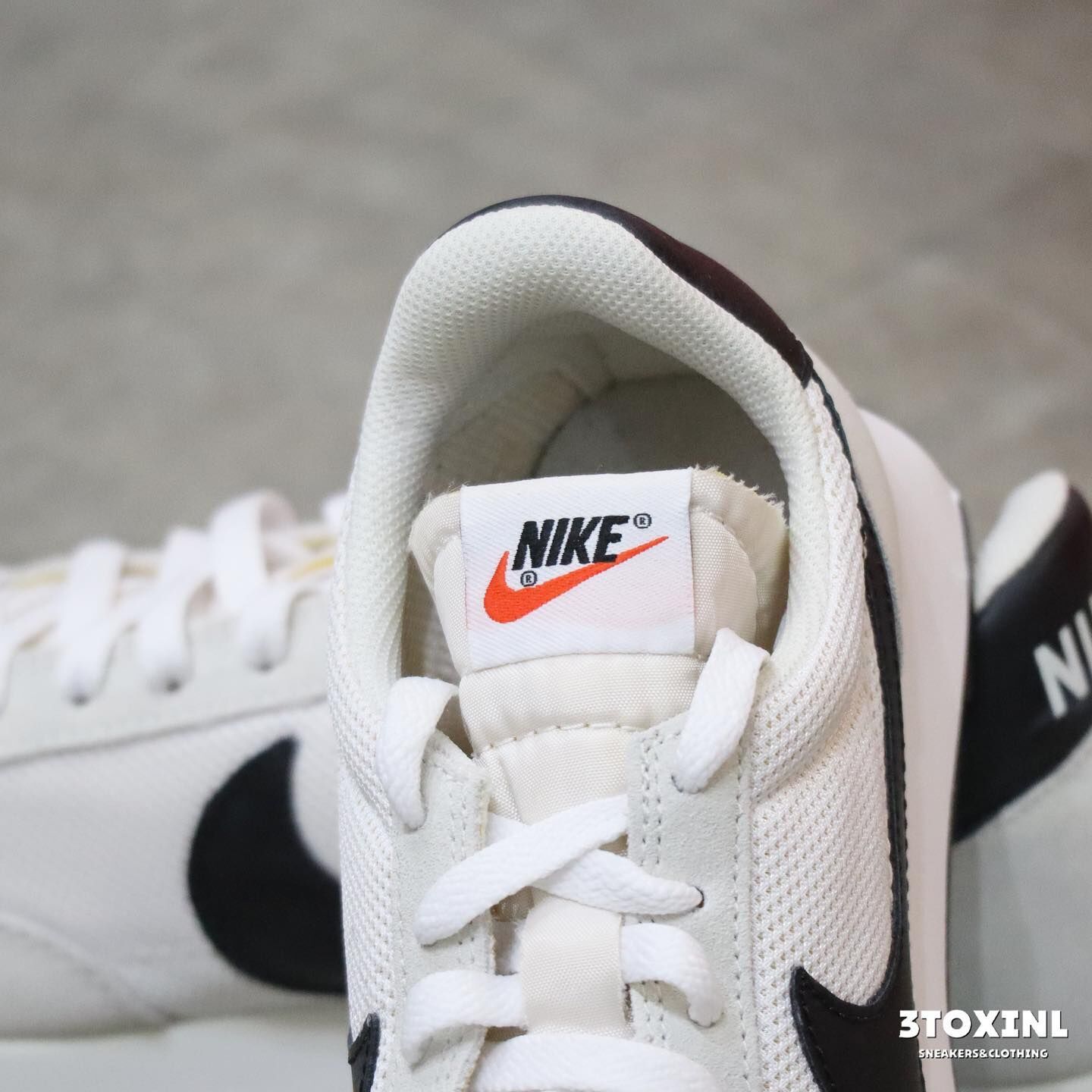 (預訂) Nike Tailwind 79 - Grey White