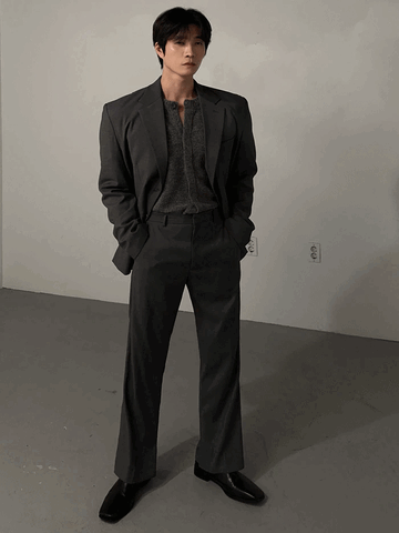 Back Slit Overfit Suit
