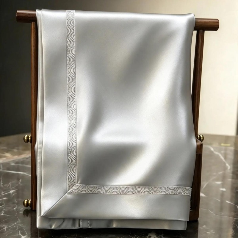100% Mulberry Silk Pillowcase (With Exquisite Gift Box)
