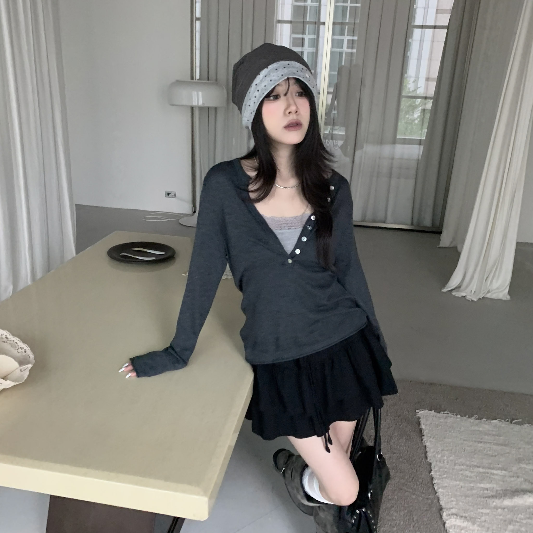 ISA_一週七天0煩惱! 亨利領小捲邊寬鬆上衣_69016