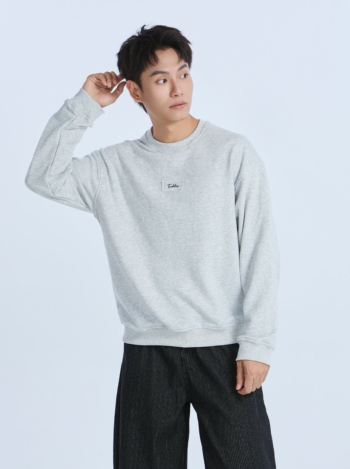 【期間限定】貼布刺繡解構線條大學TEE