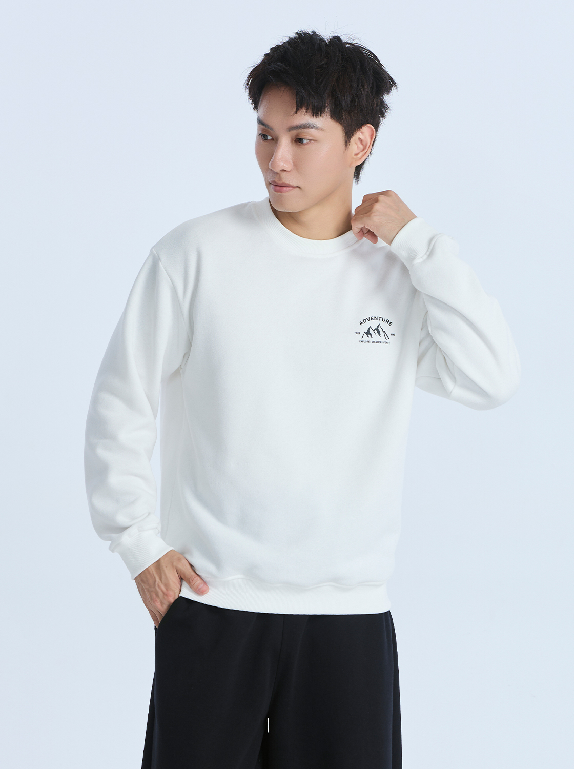 群山環繞印花大學TEE