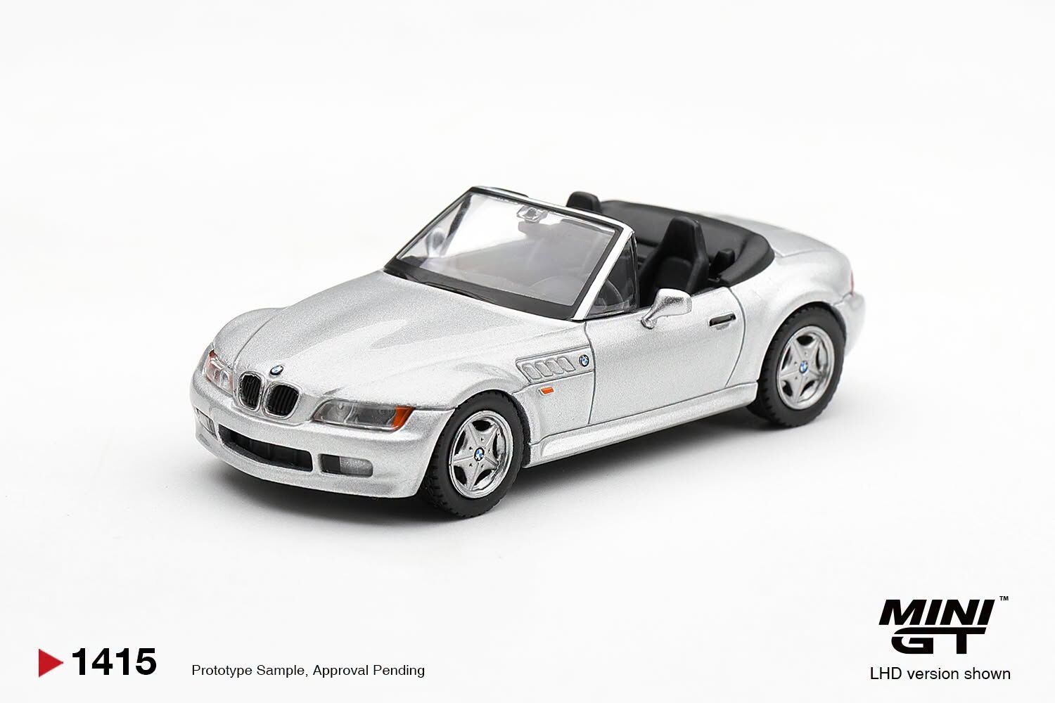 [Pre order] Mini GT #1415 BMW Z3 Titanium Silver LHD
