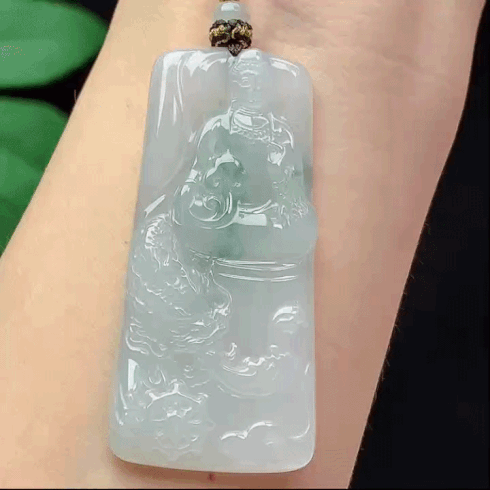 104335 翡翠冰種飄花御龍觀音