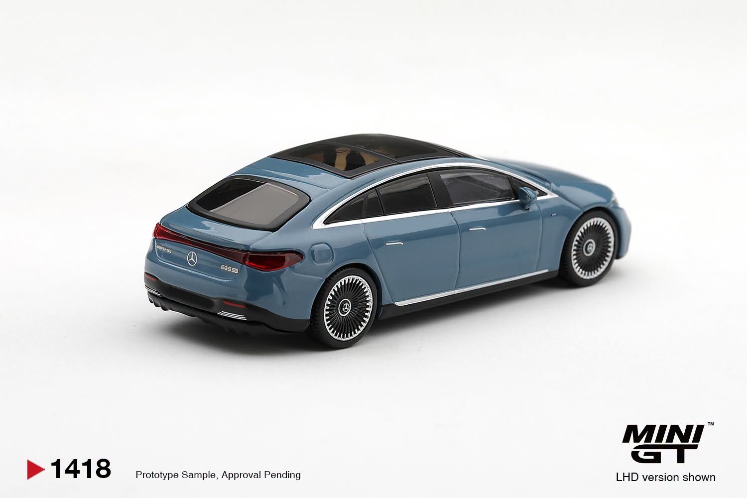 [Pre order] Mini GT #1418 Mercedes-AMG EQS 53 Blue RHD