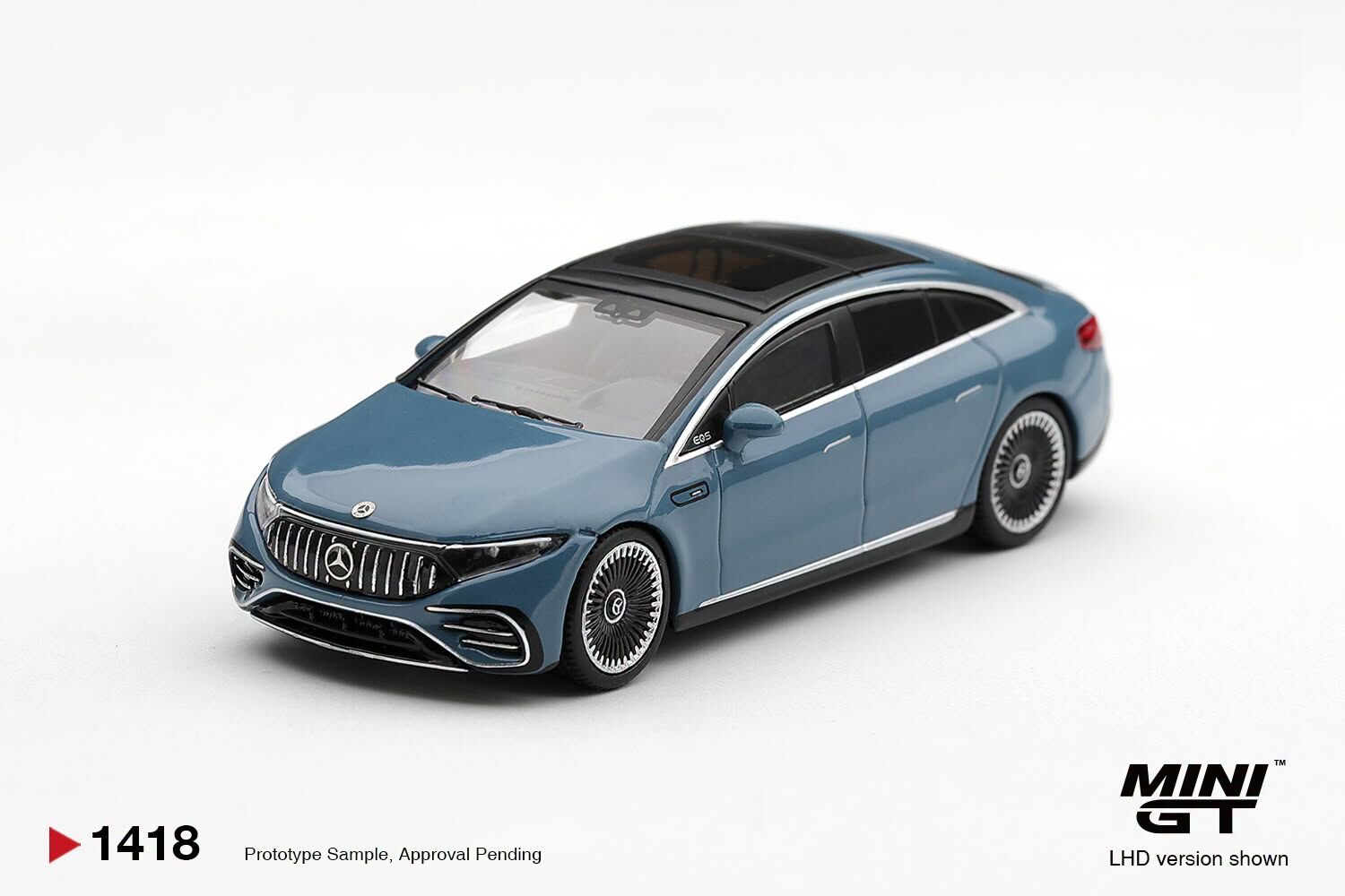 [Pre order] Mini GT #1418 Mercedes-AMG EQS 53 Blue RHD