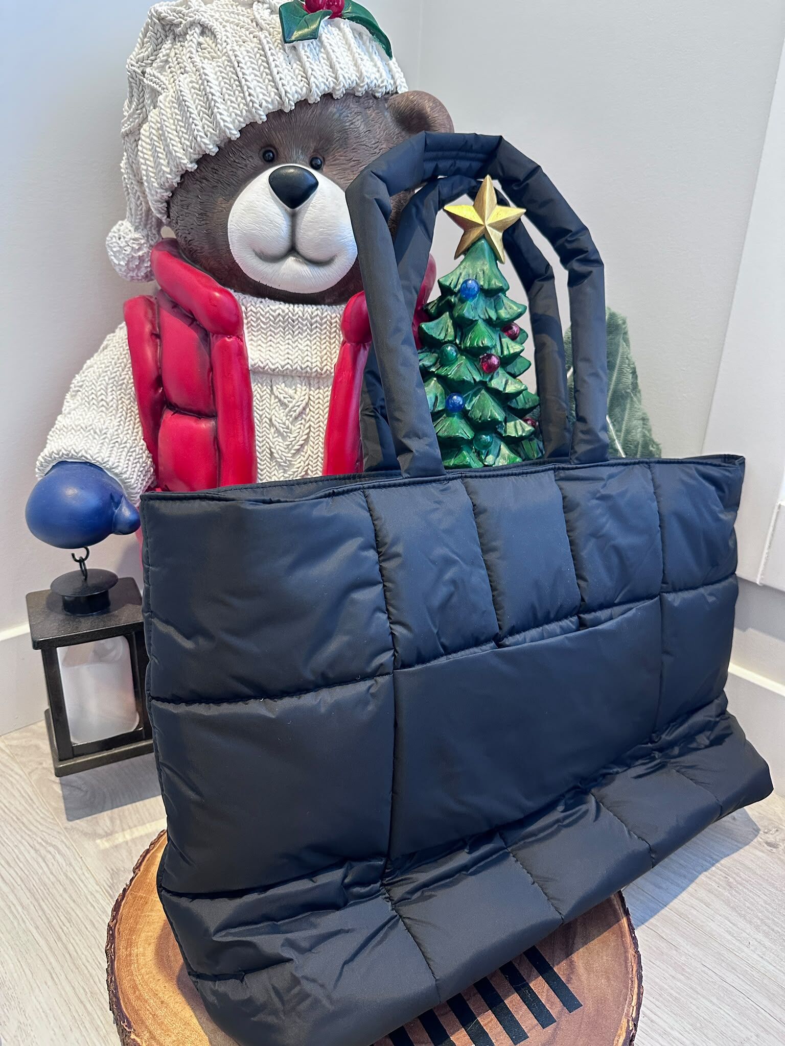 WT14 Lole 尼龍Tote袋  黑色 (限時購買至10月16日晚上11:59)