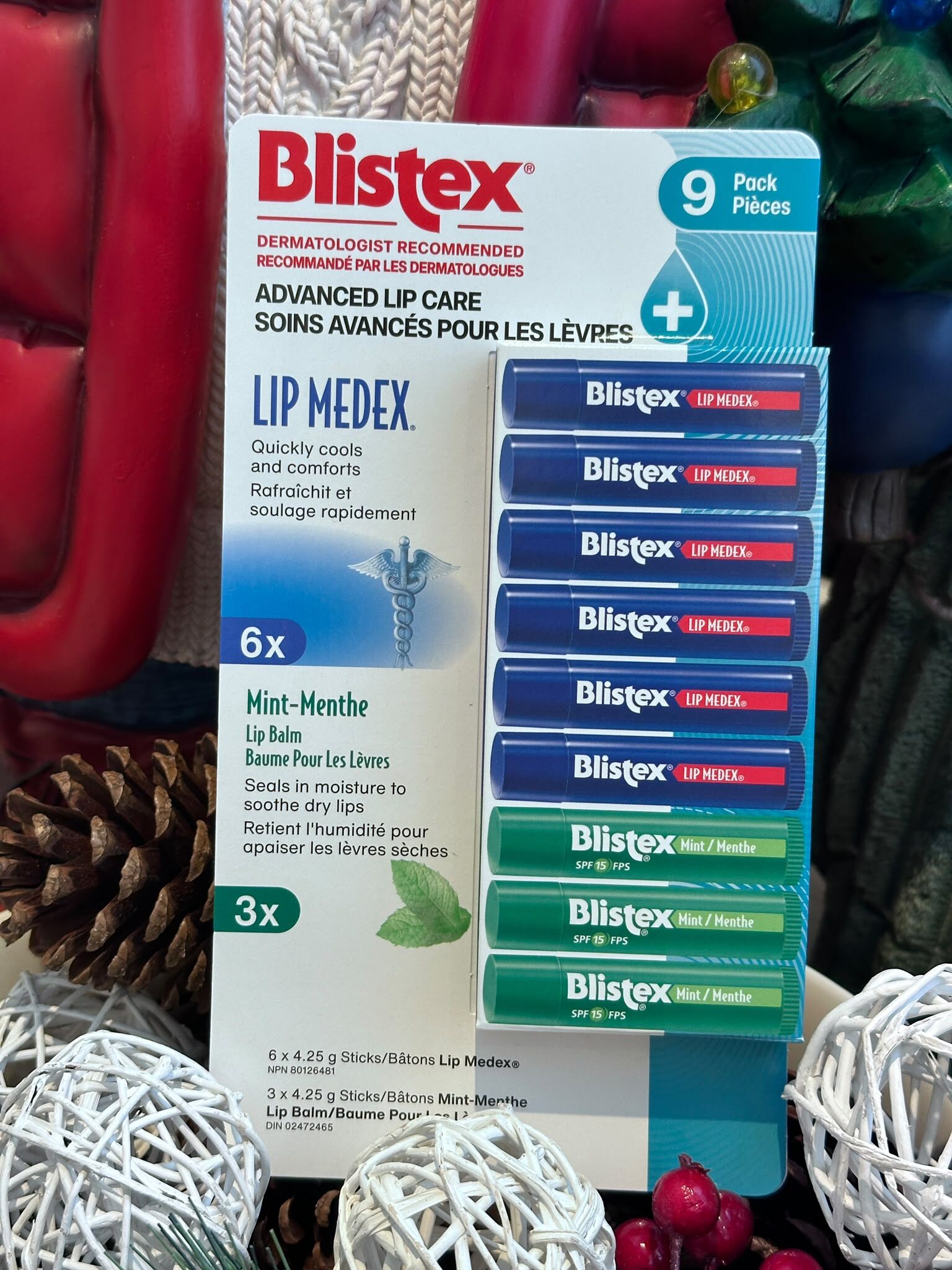 WT30 Blistex 高級潤唇膏4.25g x9支  **到期日﹕約 2027/10 (特價貨品購買至10月19日晚上11:59)