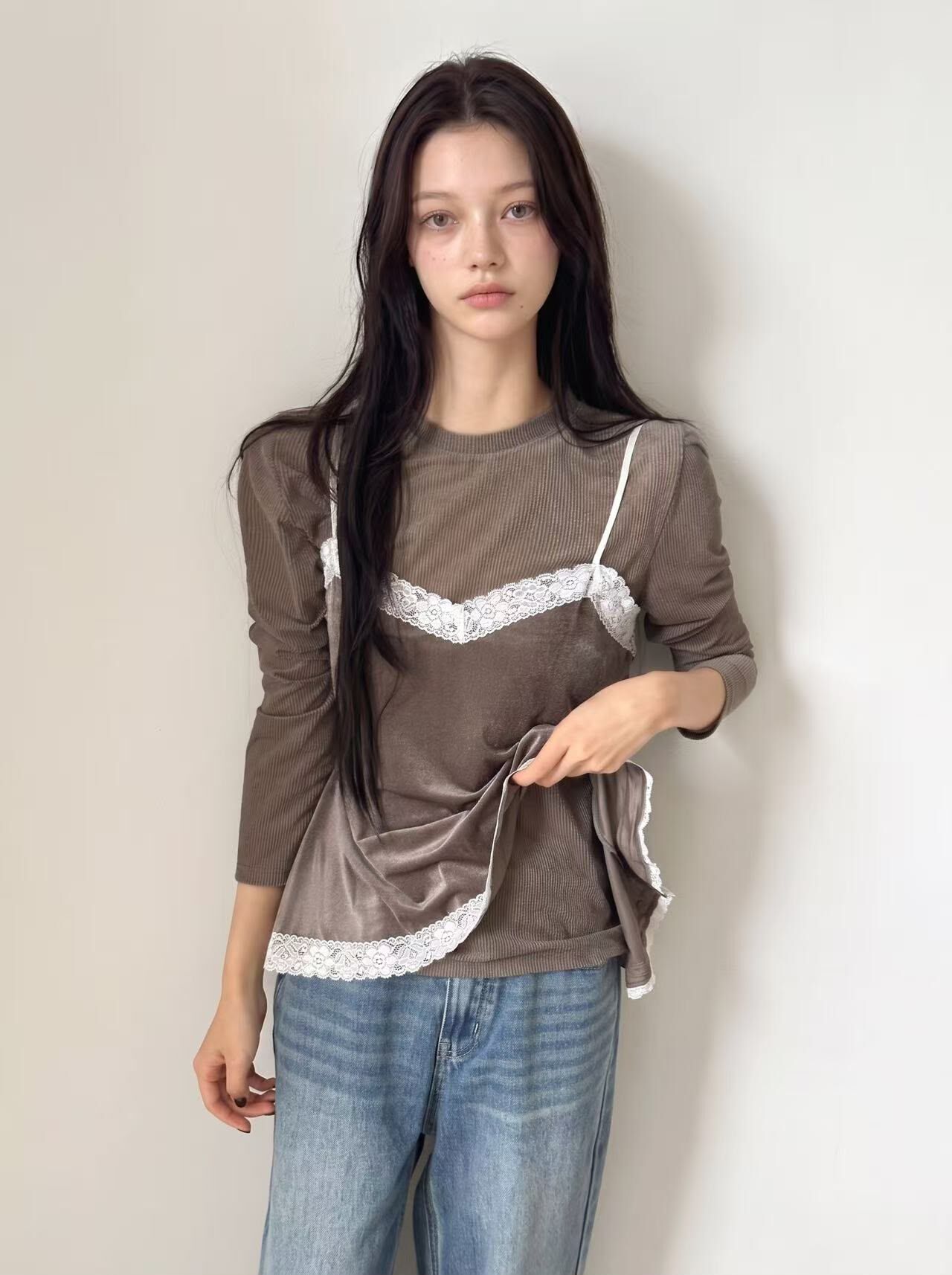 FT31  絲絨  1SET   背心   胸35   長23 .5   /   內T 胸 35 -40  長 23    $459