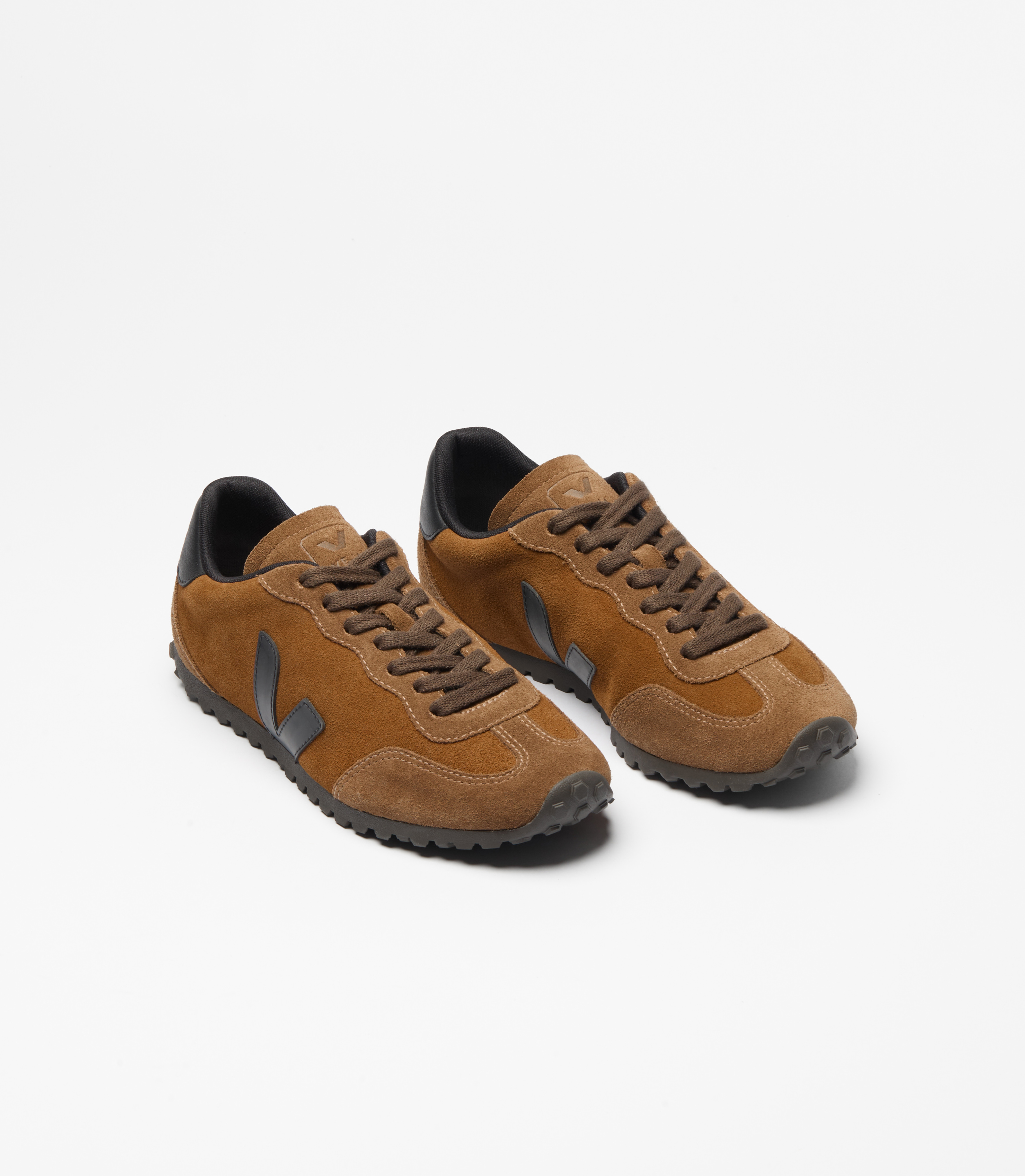 VEJA GT SUEDE COGNAC BLACK