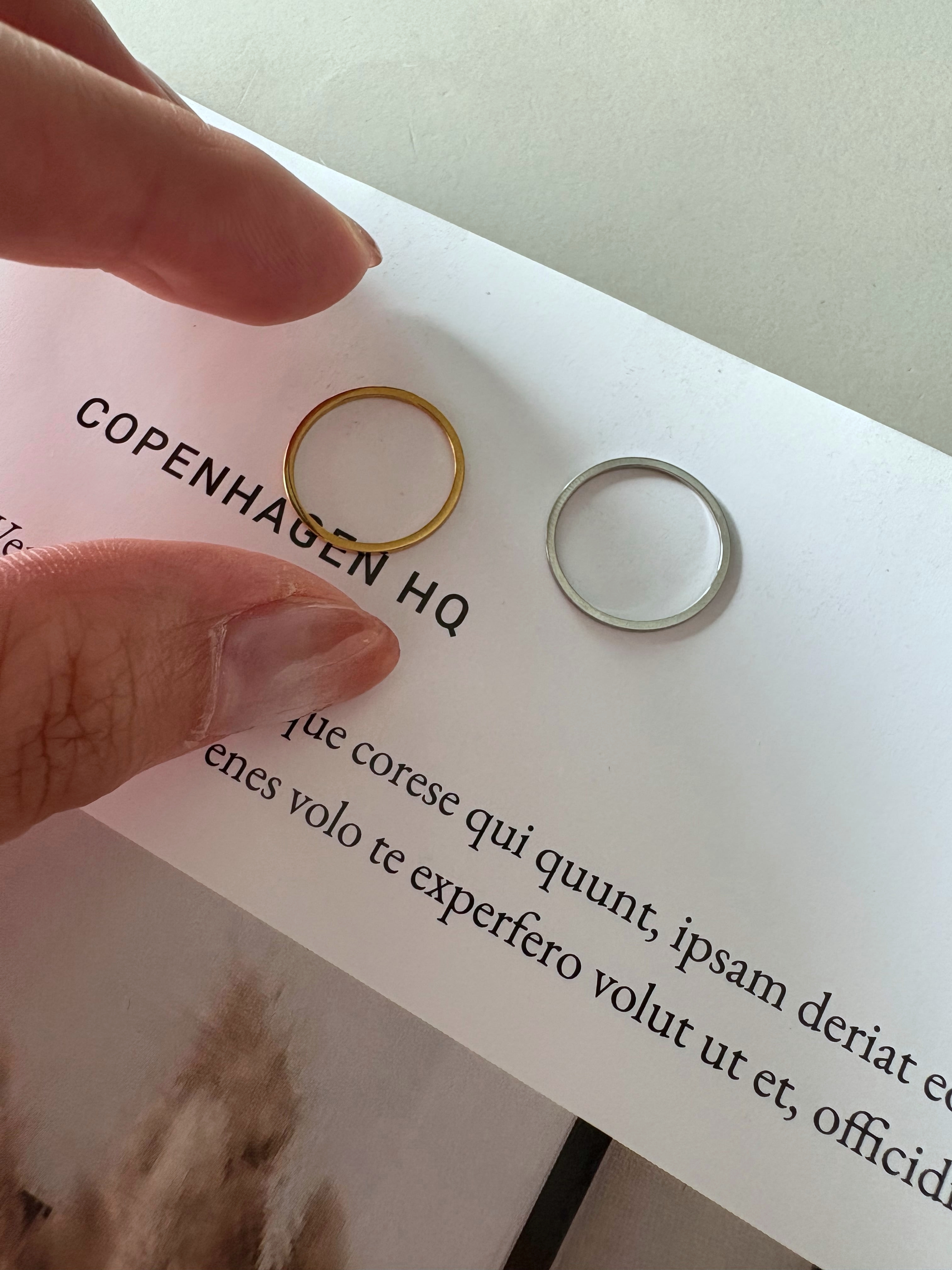 simple pinky ring