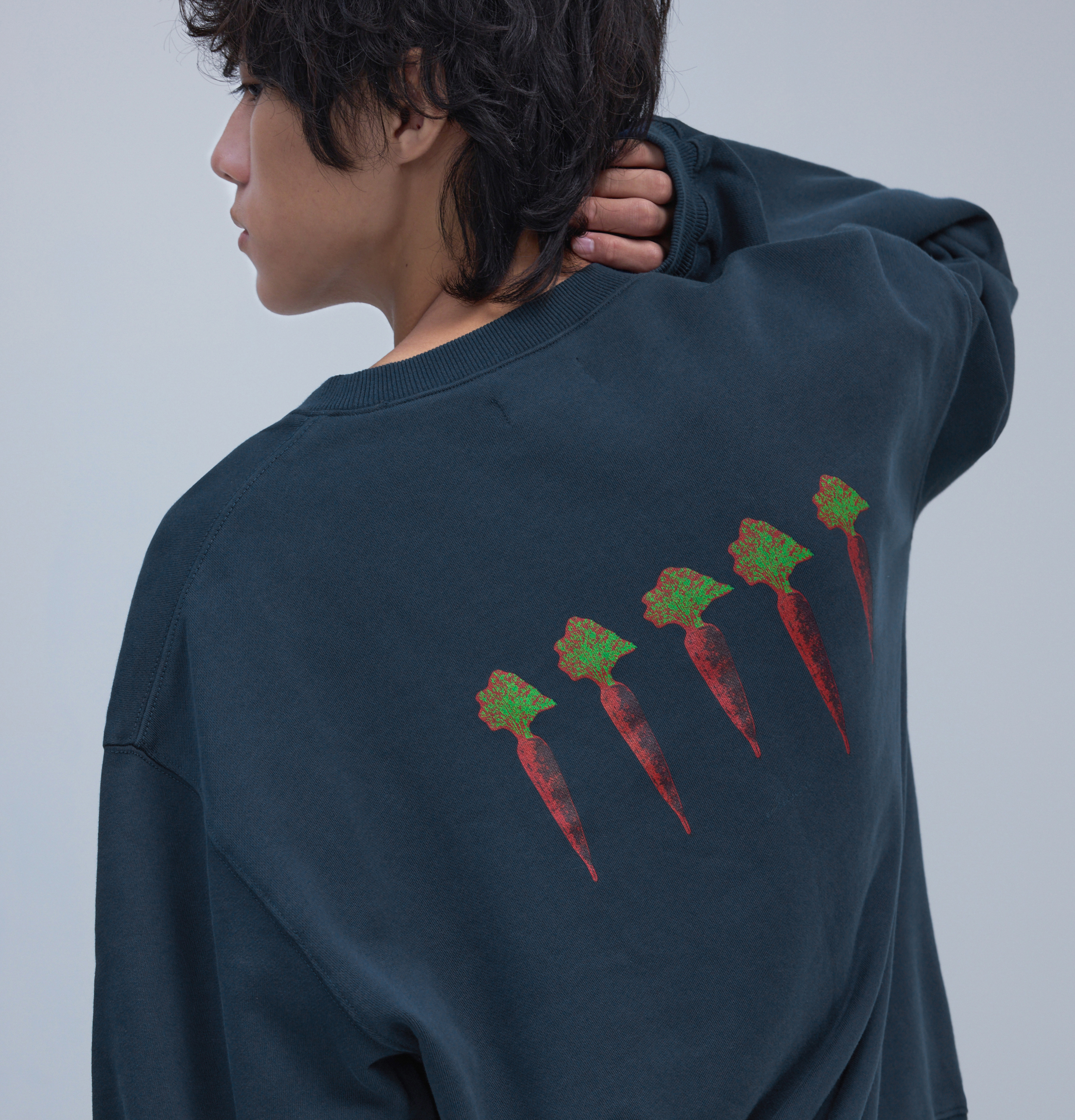MELSIGN - 挑食俱樂部 - 紅蘿蔔大學 Tee - Navy