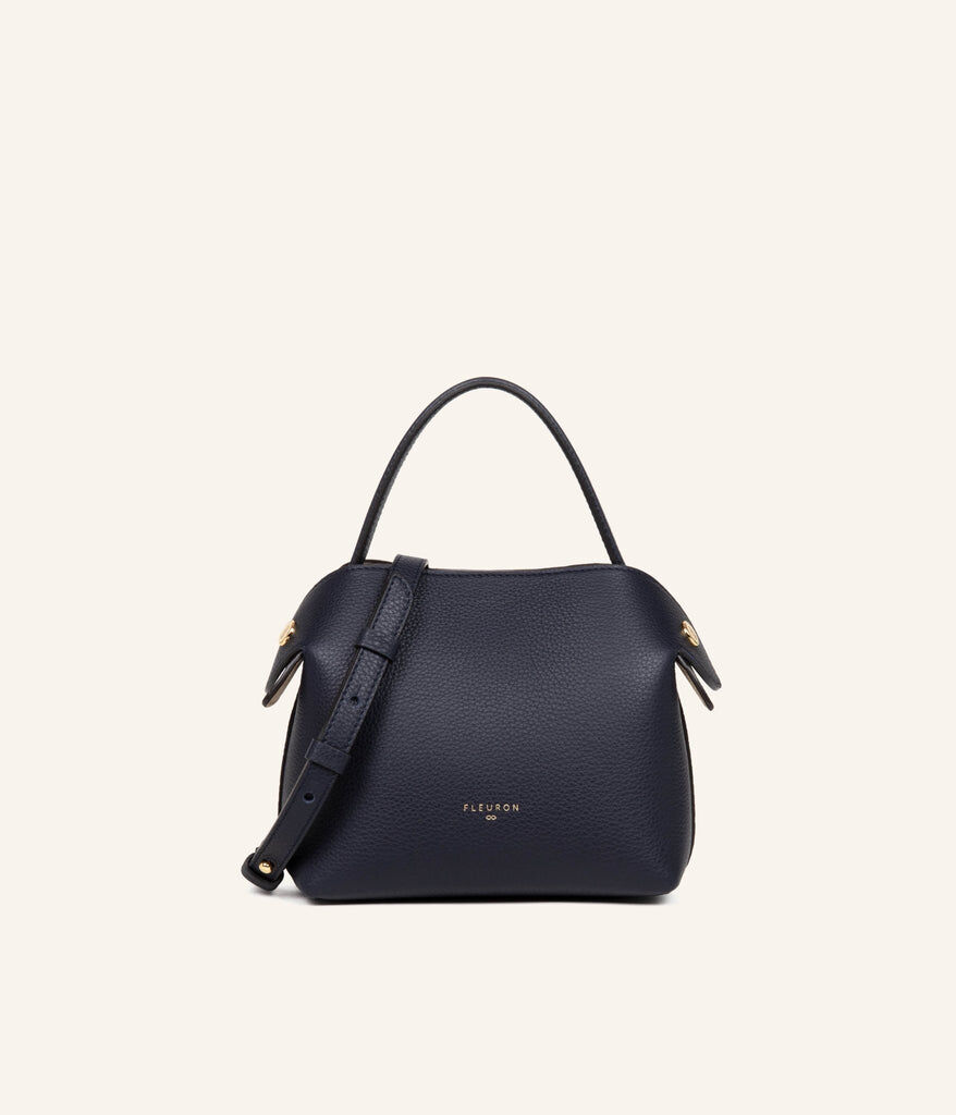1FL1018-045 [FLEURON] Mini Swann Bleu Marine #MAF04VG3923NBU (EU)
