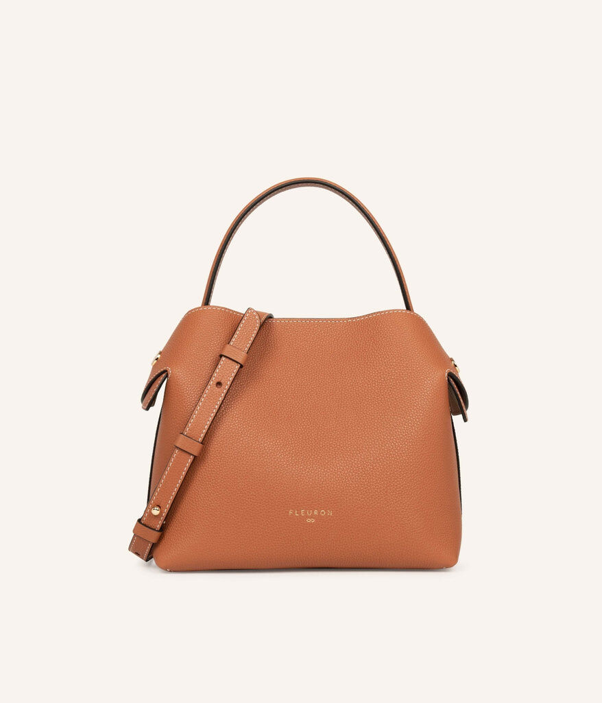1FL1018-077 [FLEURON] Medium Swann Caramel #MAF06VG1340CRL (EU)