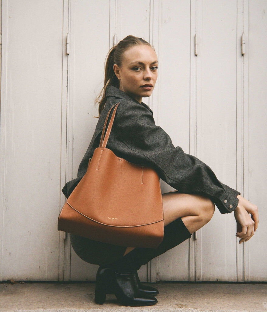 1FL1018-231 [FLEURON] Medium Oak Caramel #MAF15VG1340CRL (EU)