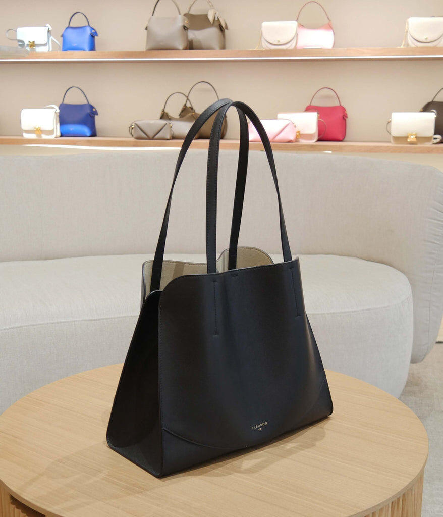 1FL1018-235 [FLEURON] Medium Oak Noir Lisse #MAF15VL0303BLK (EU)