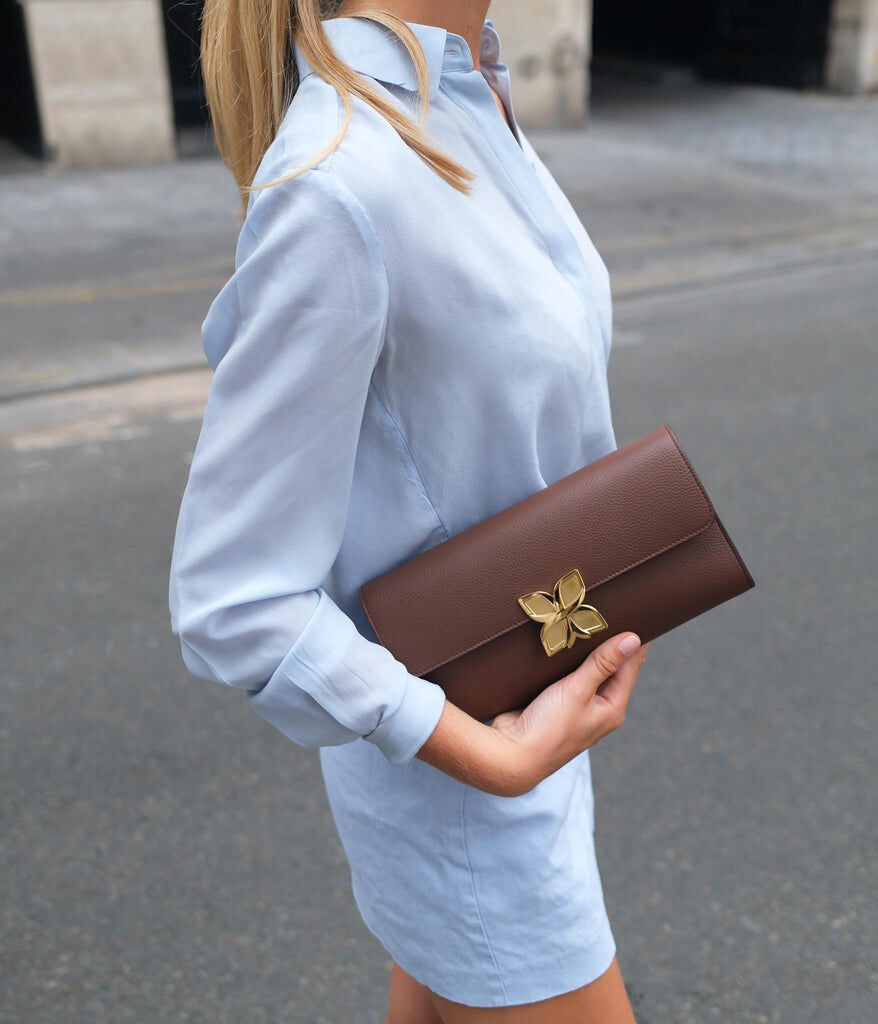 1FL1018-286 [FLEURON] Hortensia Clutch Tiramisu #MAF19VG1233TRM (EU)