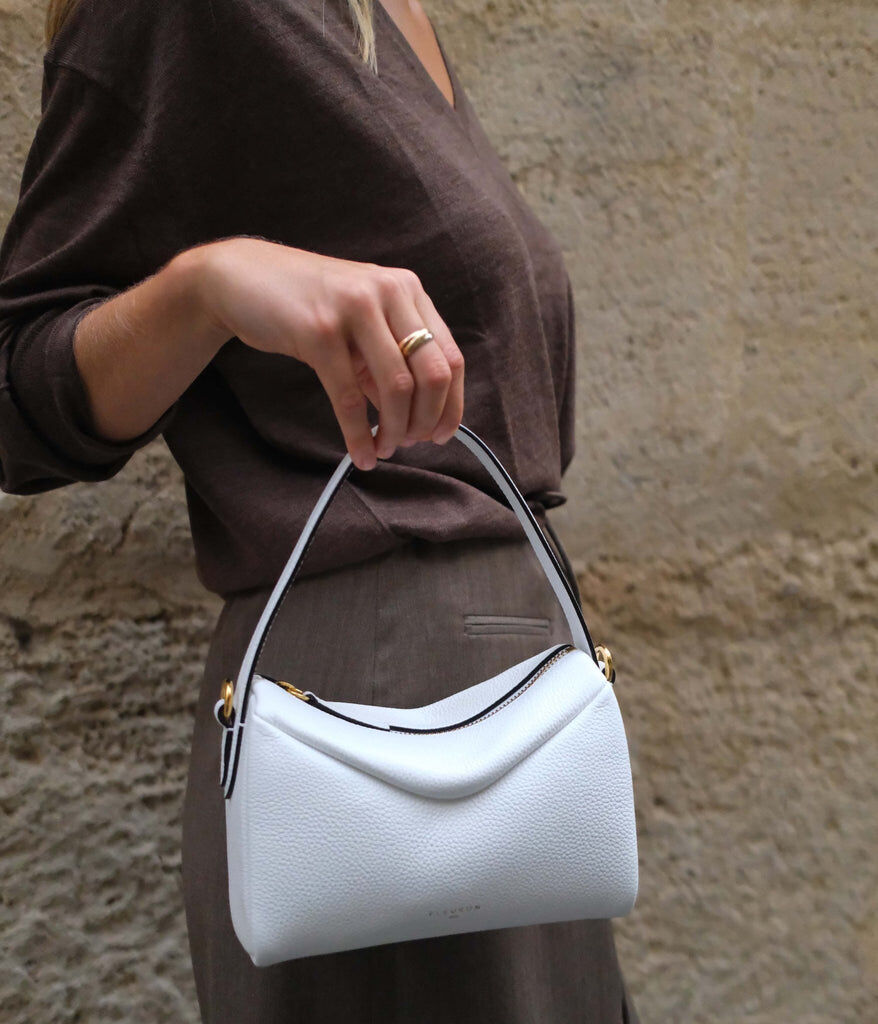 1FL1018-308 [FLEURON] Mini Bean Blanc Casse #MAF21VG1001OWH (EU)