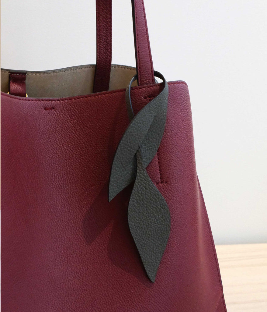 1FL1018-424 [FLEURON] Folia Vert Olive #PMM08VG0515OLG (EU)