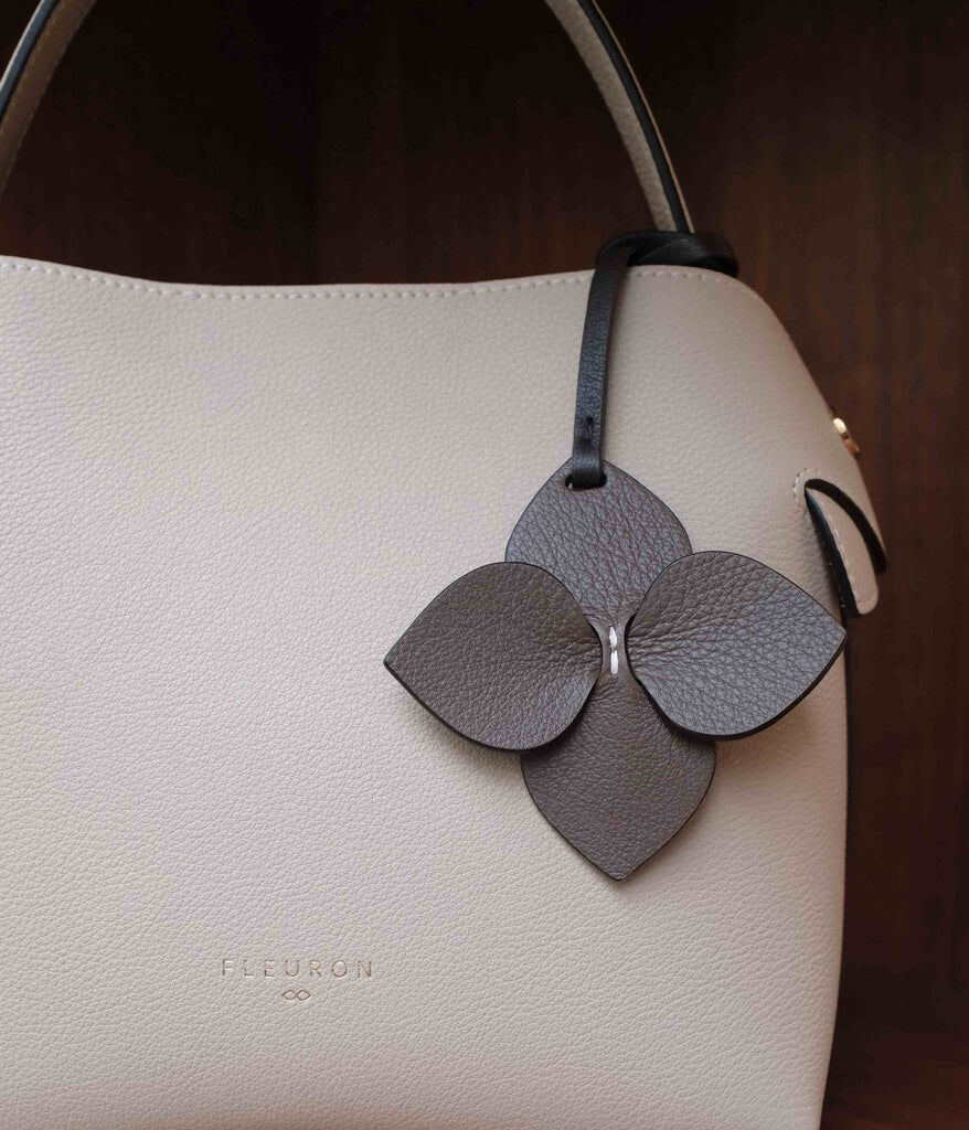 1FL1018-443 [FLEURON] Sia Taupe Fonce #PMM09VL1312DKT (EU)