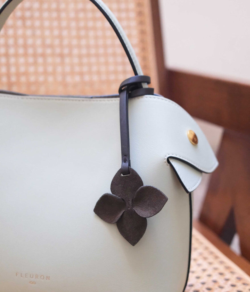 1FL1018-449 [FLEURON] Mini Sia Suede Moka #PMM10SV1314MOK (EU)