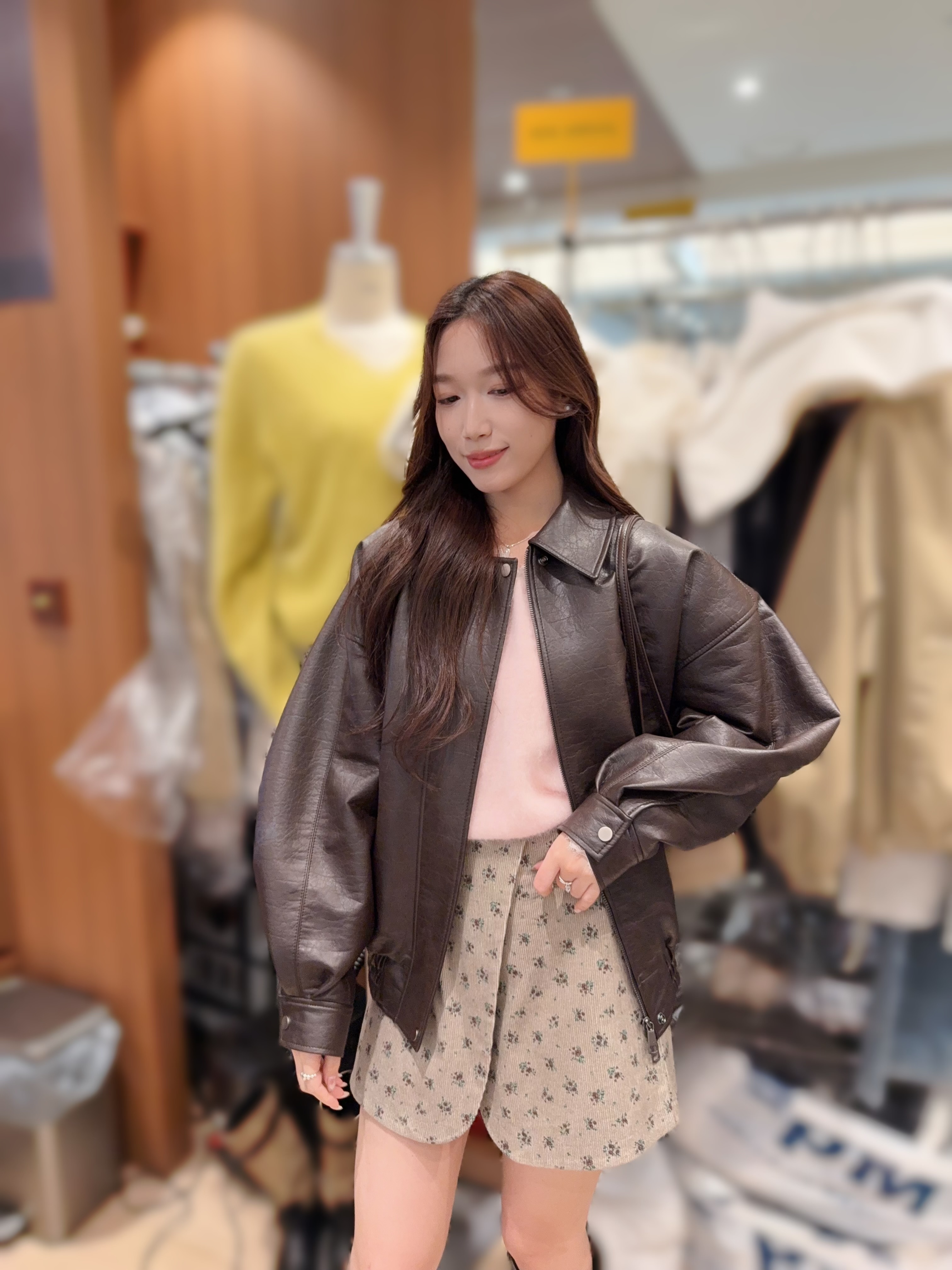 FT40   高質型格褸  胸54  長25 .5  $1299