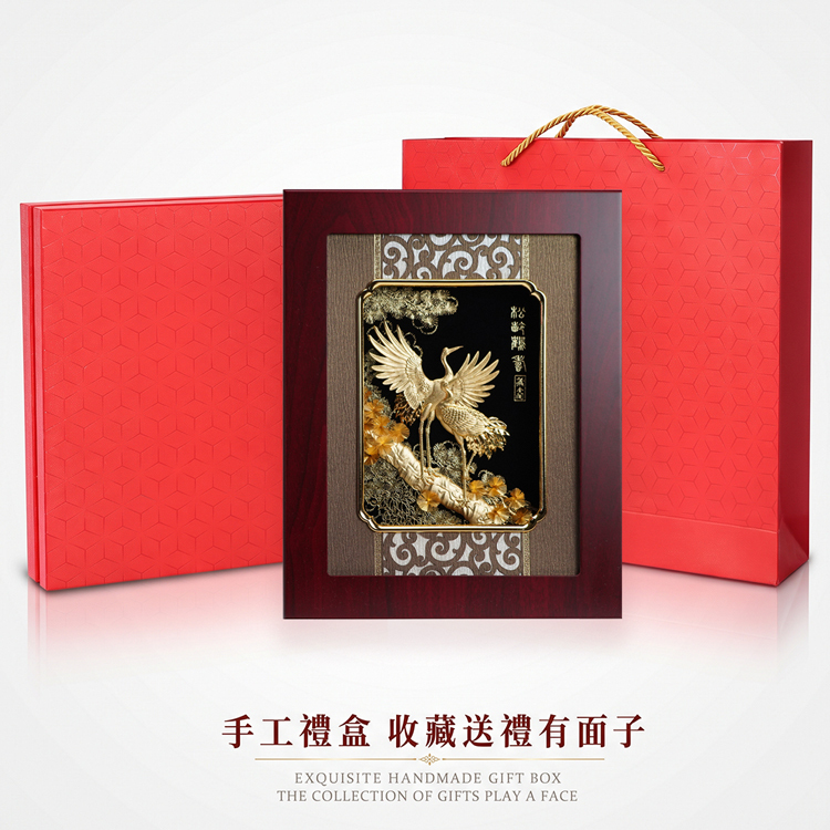 紅色大氣禮盒與精緻提袋