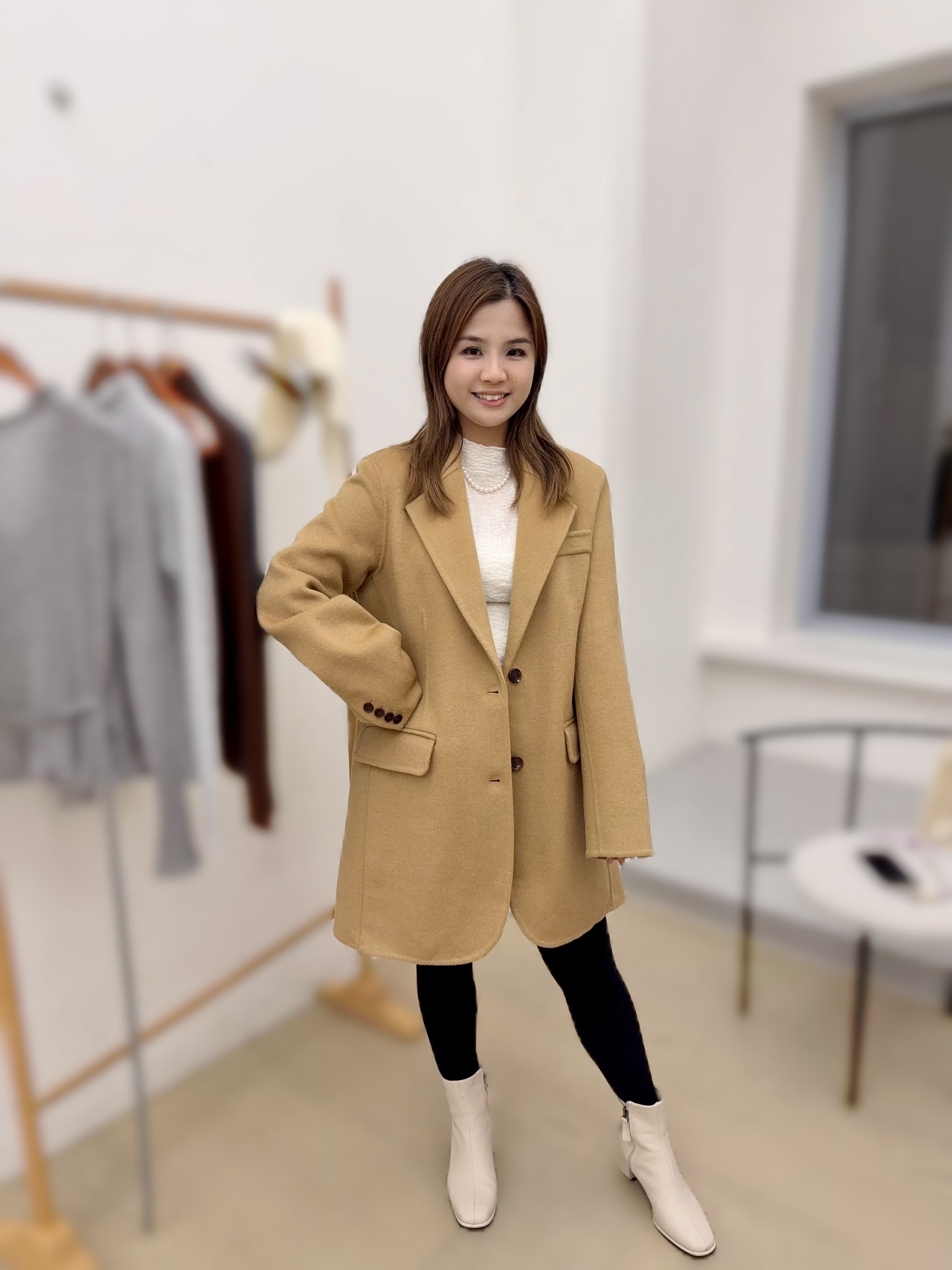DS23  CASHMERE100%   高質羊絨大褸   胸44  長33 $1499